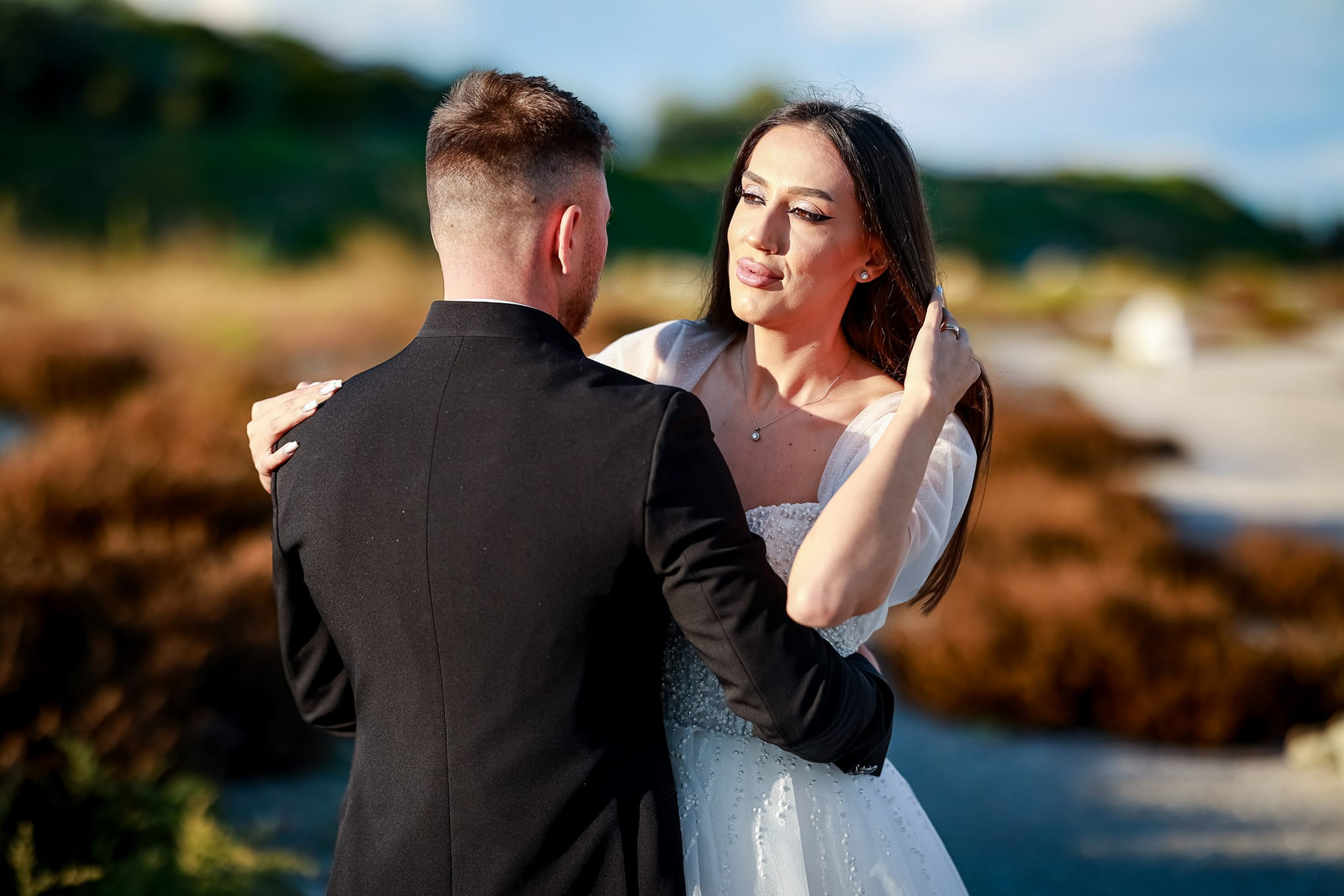 Trash the dress. Fotograf Nuntă Constanța - Moments by Gub