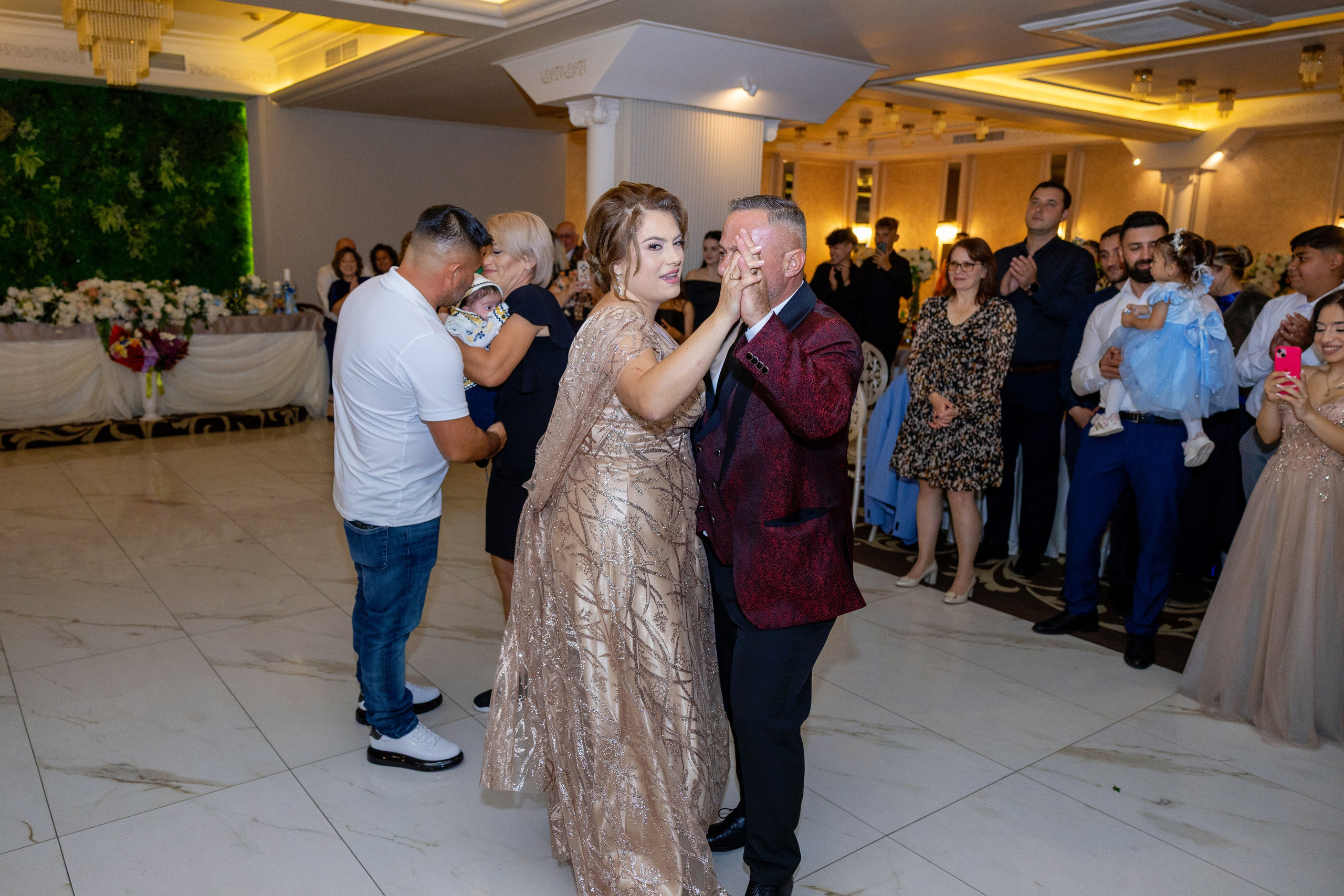 Andrei Sebastian. Moments By Gub