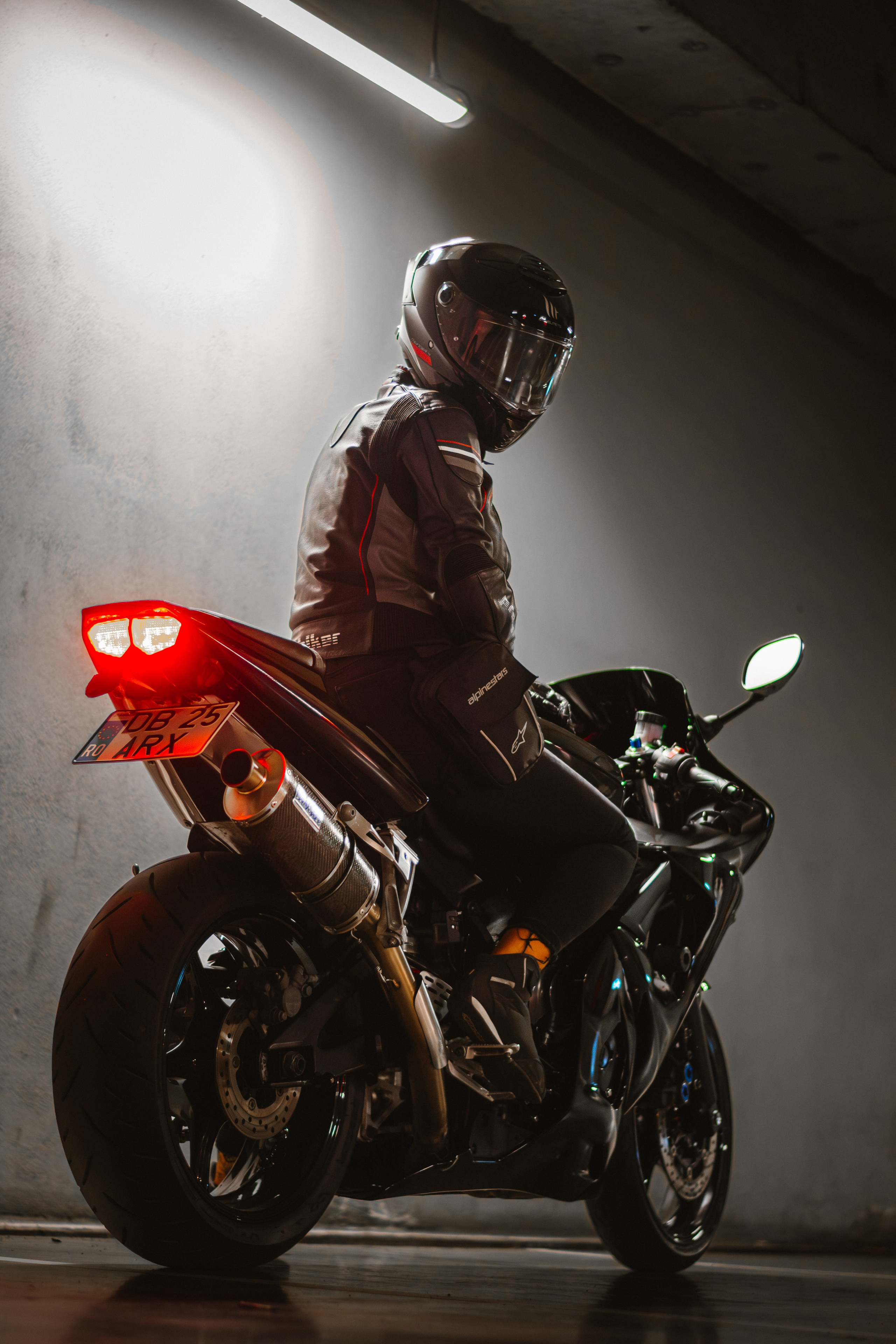 Yamaha R6. Johnnyshoots