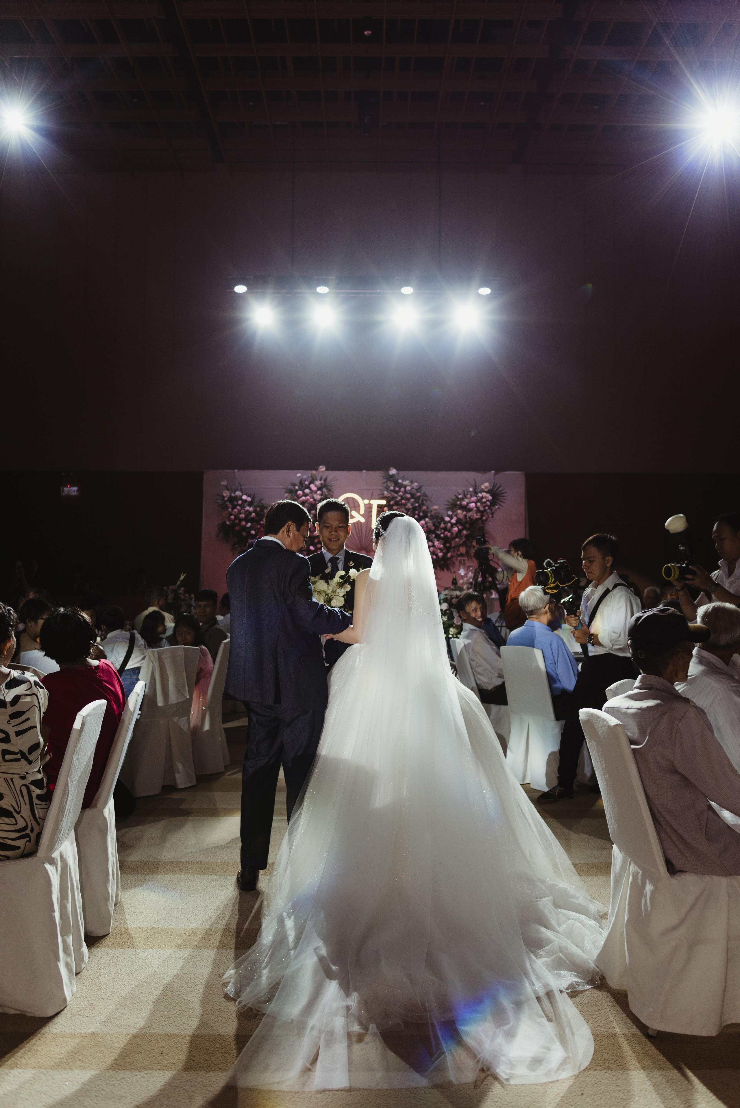 Thang + Quynh | Photojournalism. BenColor Studio