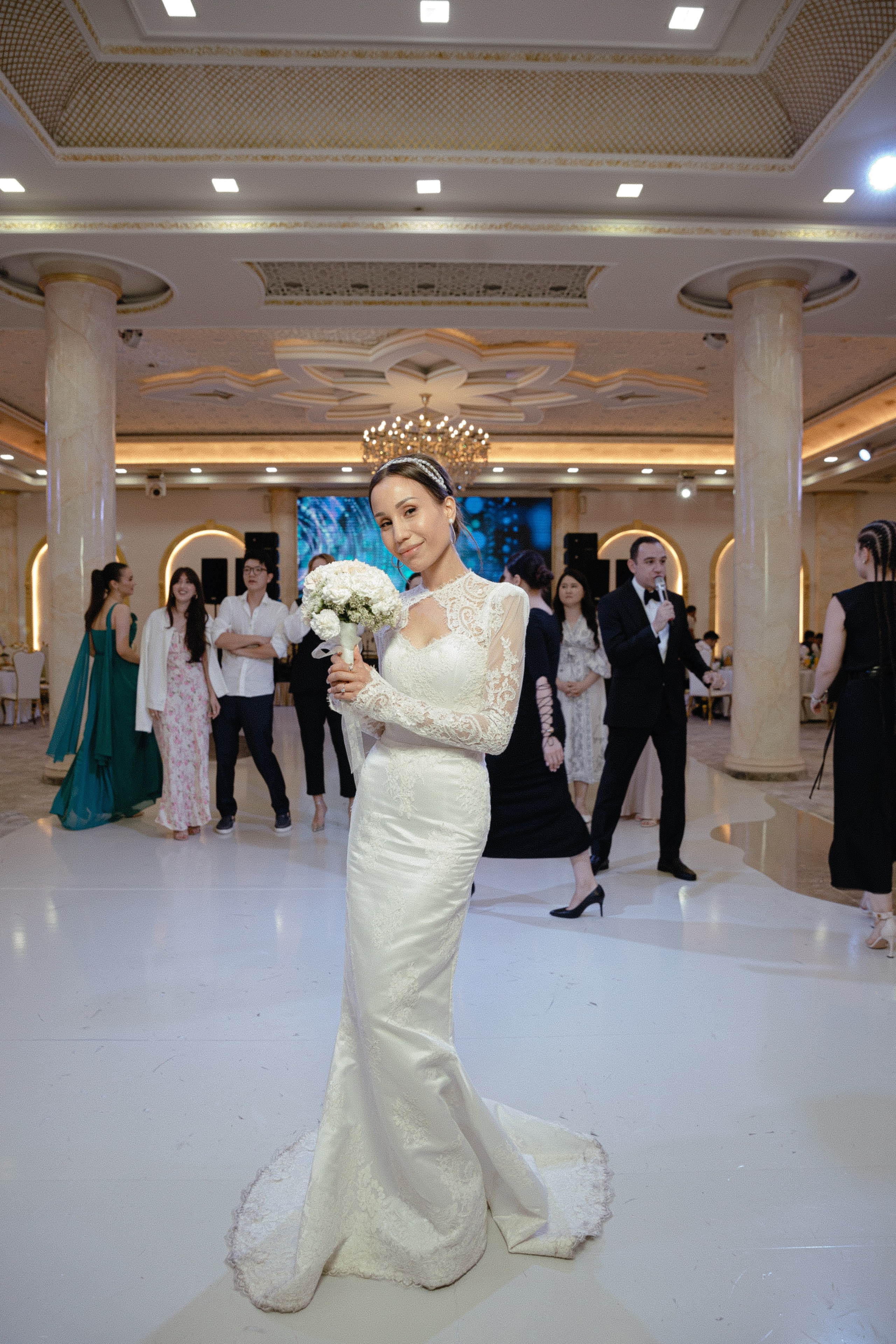 Botir & Zukhra. Главная