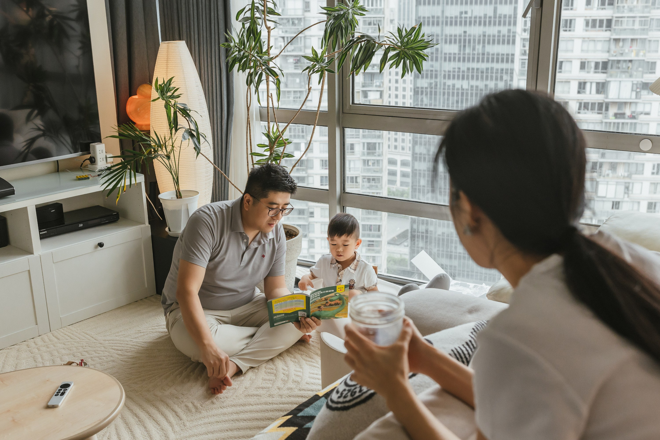 Charlie’s Family Photo by Dora, taken in Shanghai. Shanghai Family Photographer Dora