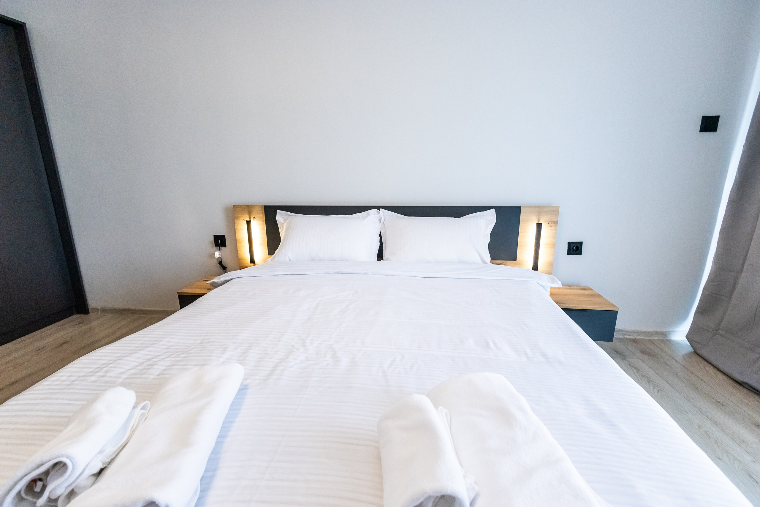 Хотел. Фотограф Ирина Йотова