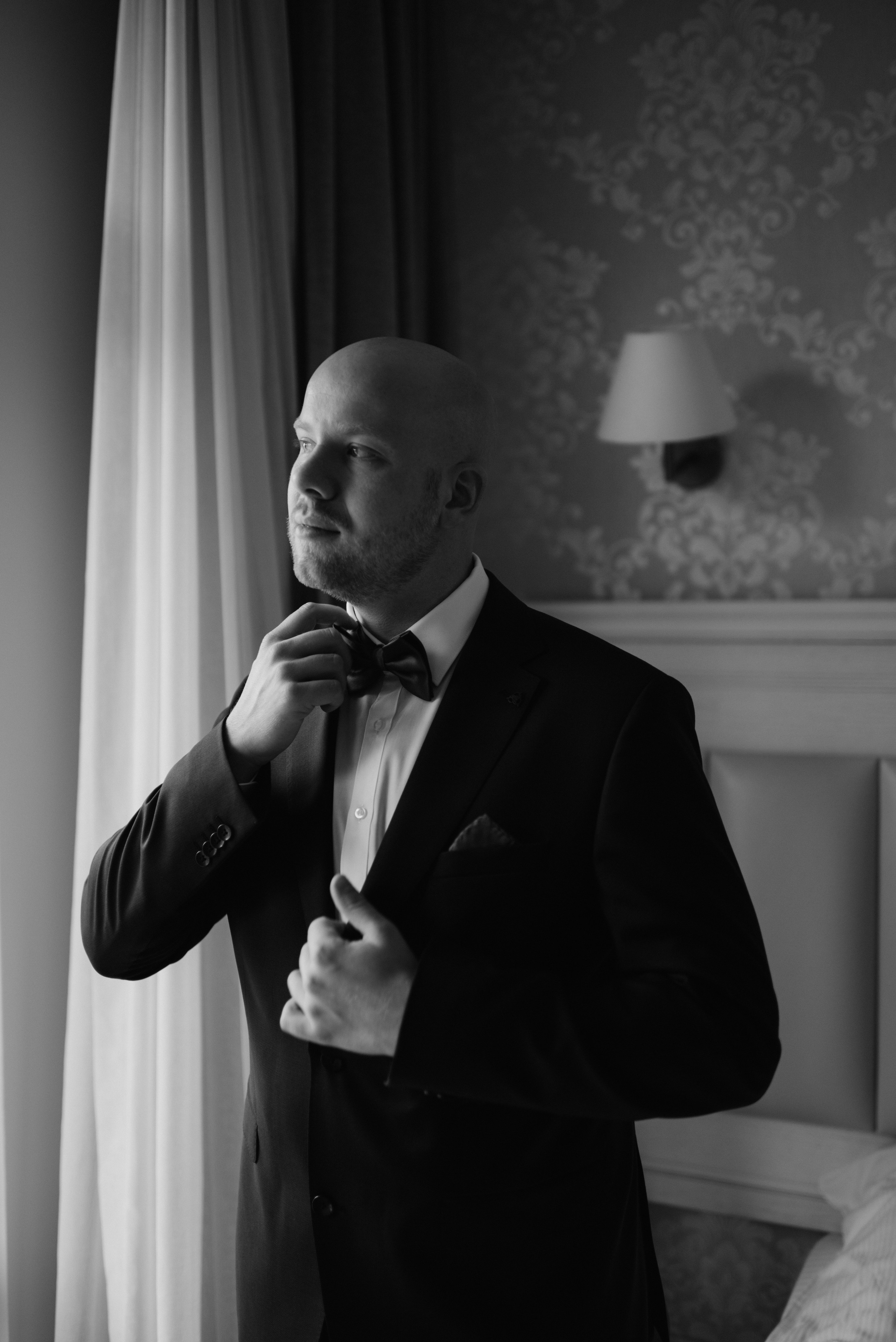 L|R. Maanukki photographer