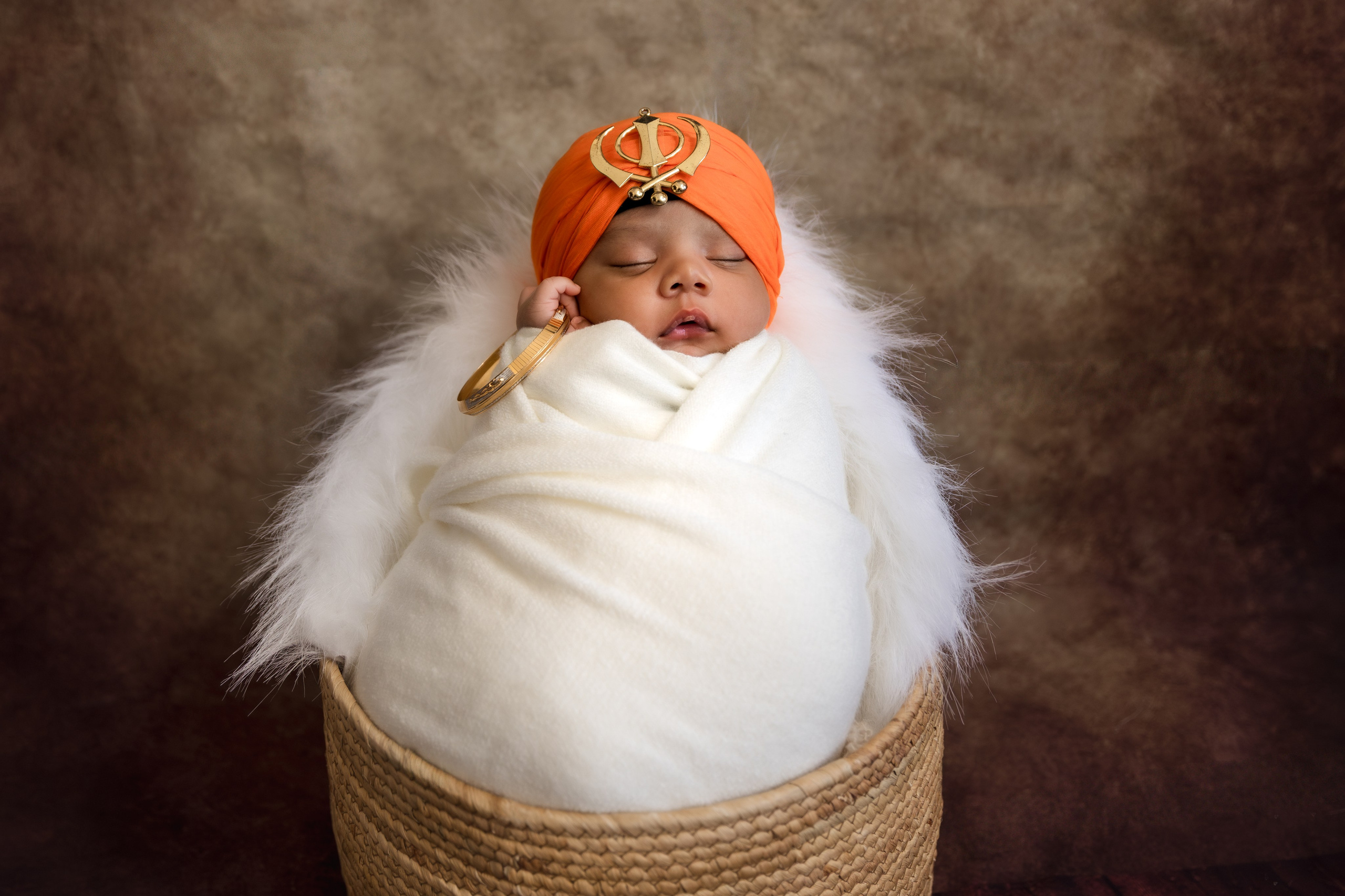 Sikh Heritage Newborn Session. Family, lifestyle, and commercial photography in New York and New Jersey