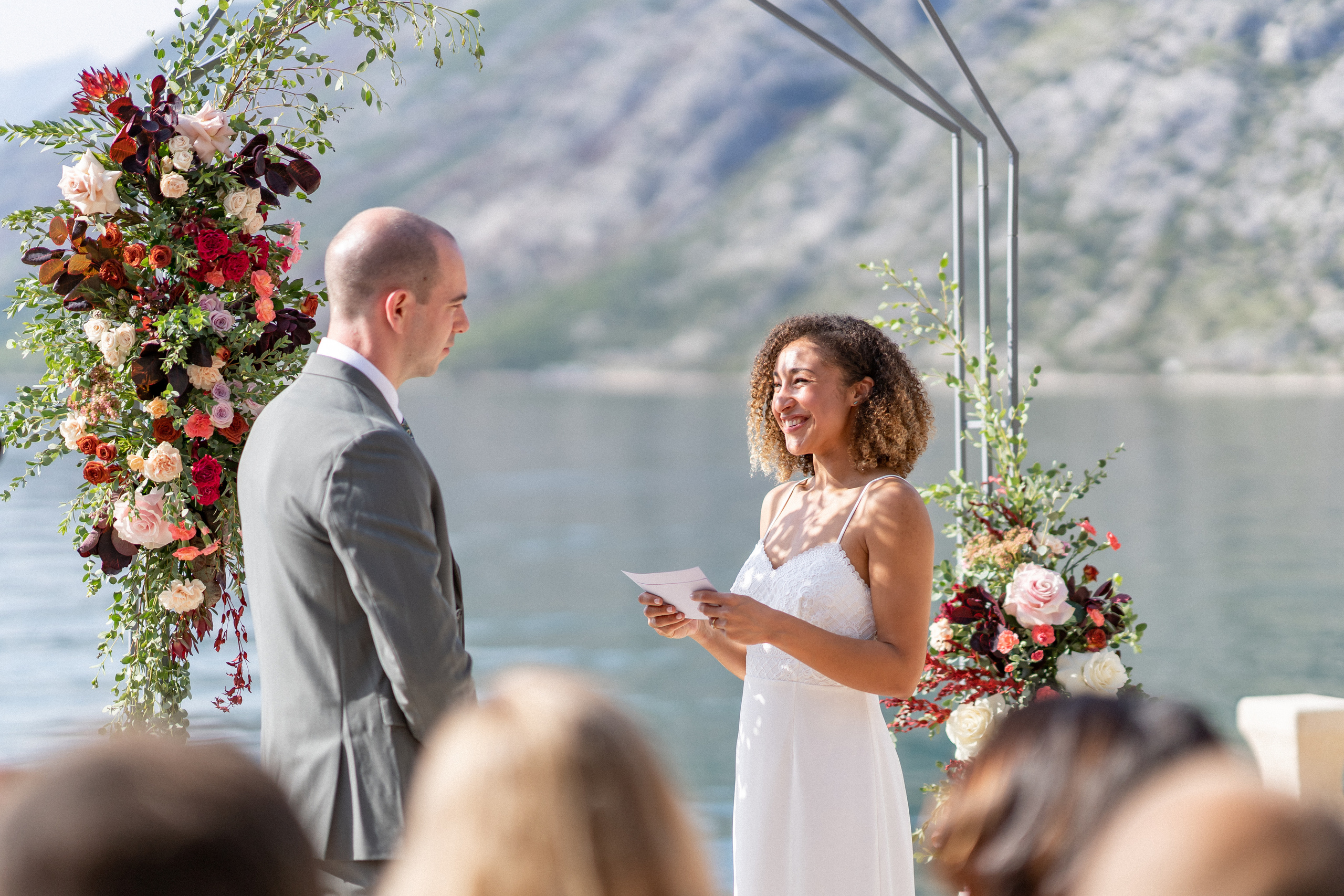 Intimno i udobno venčanje u Vili Nikčević u Crnoj Gori