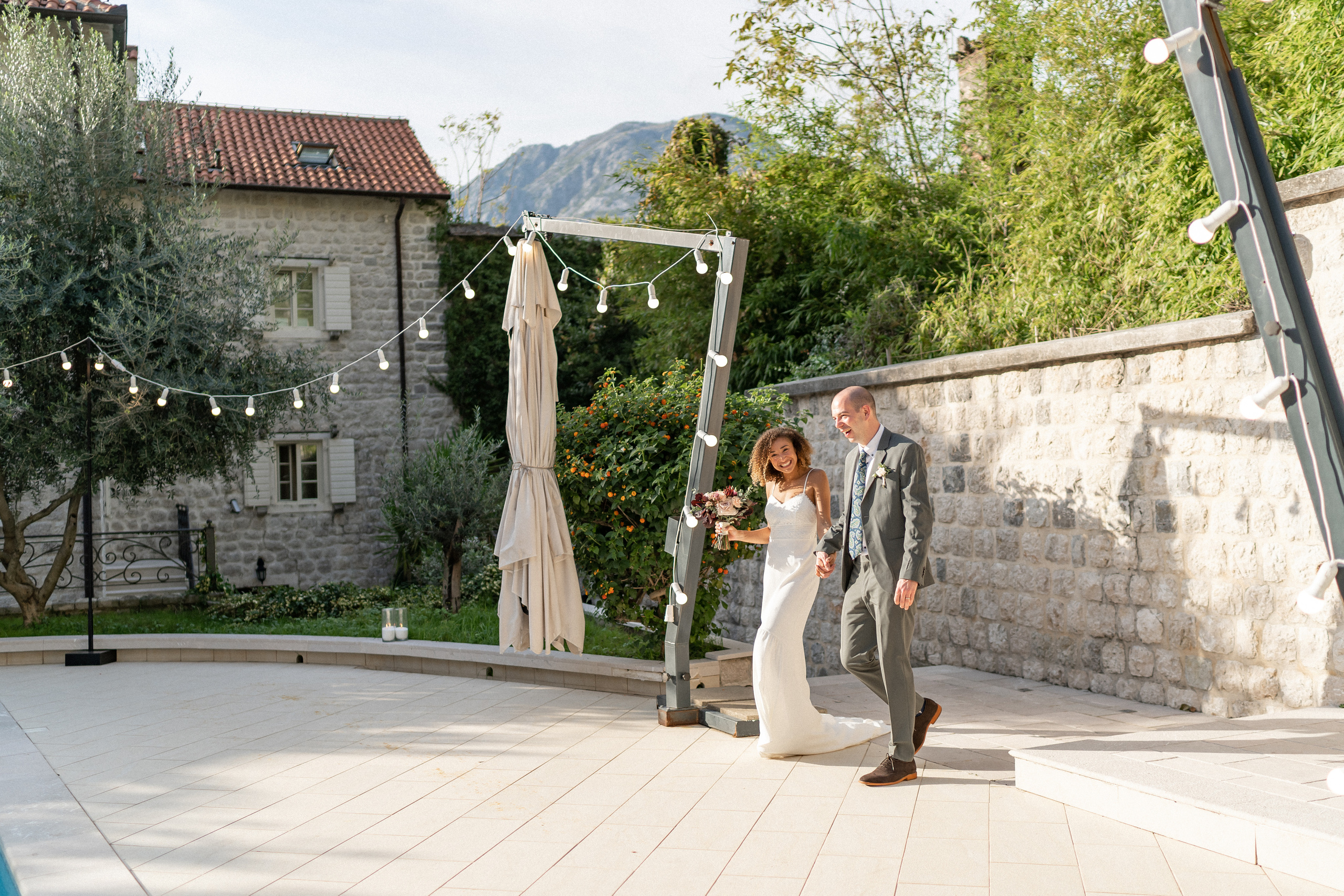 Intimno i udobno venčanje u Vili Nikčević u Crnoj Gori