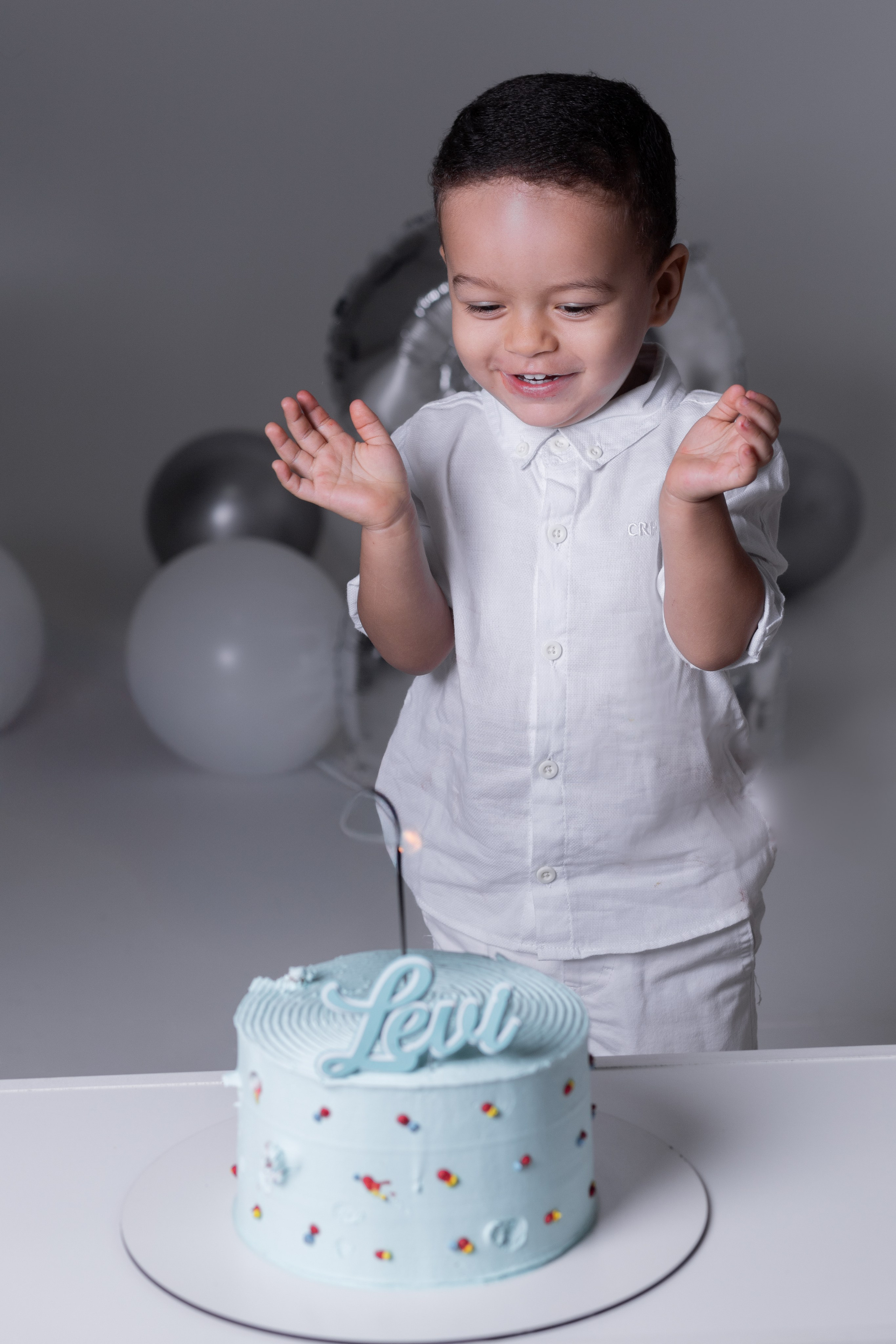 Levi 2 anos. Bem-vindo ao Meu Mundo Fotográfico