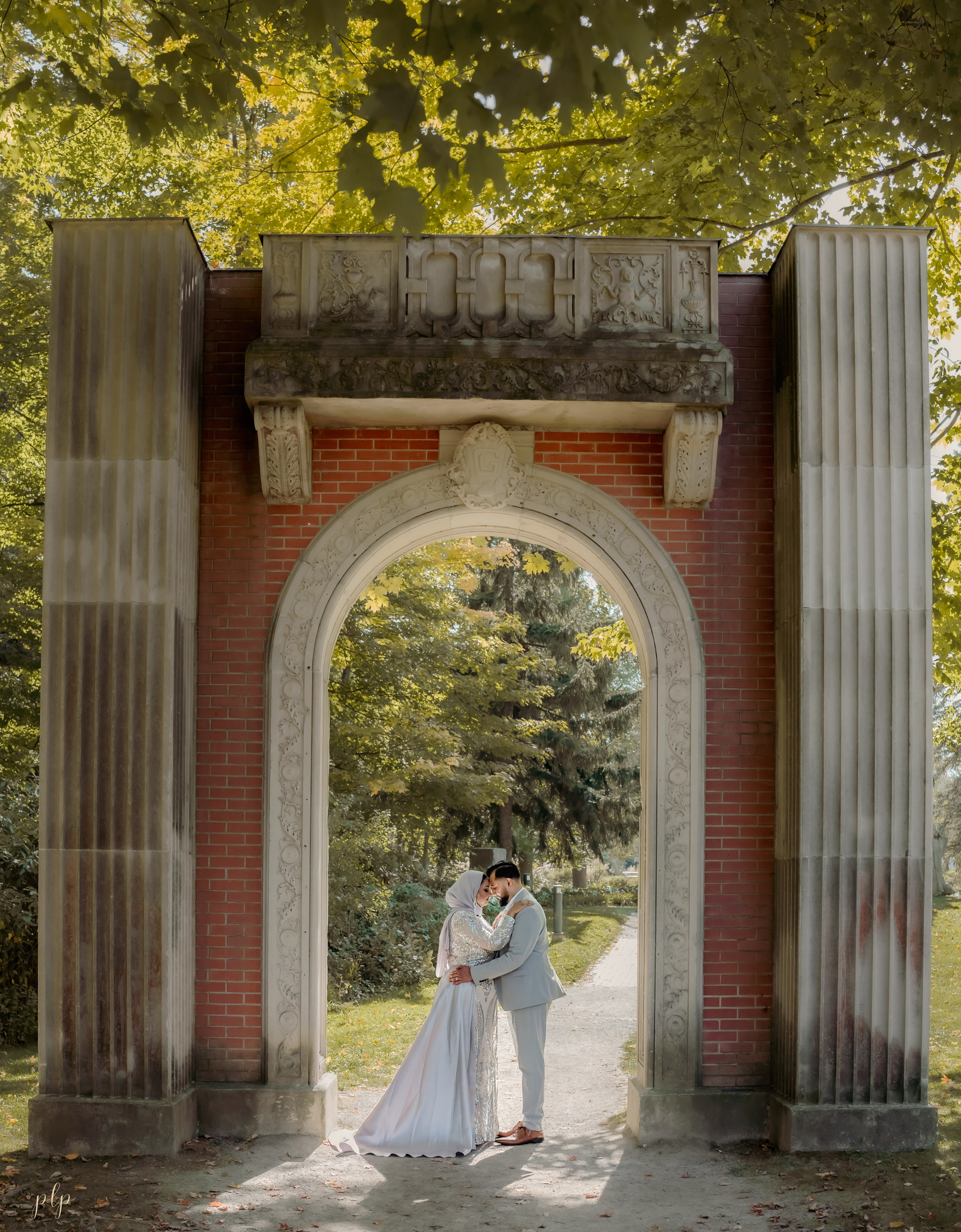 Saraf & Ahnaf. Wedding Photographers and Filmmakers