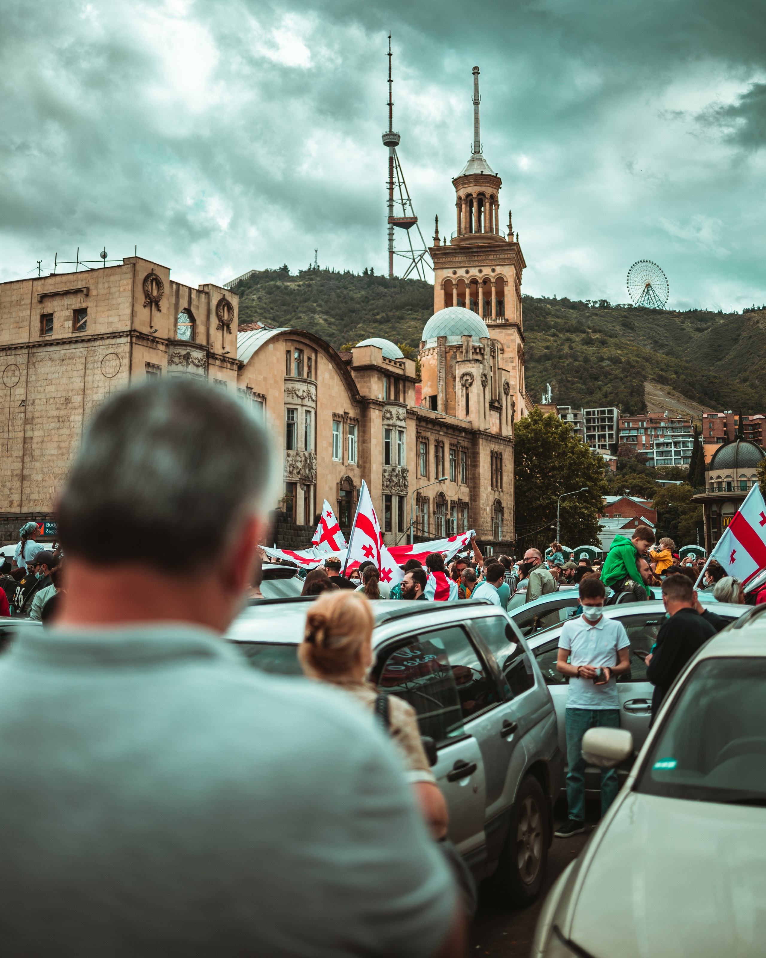 T B I L I S I. Bspander