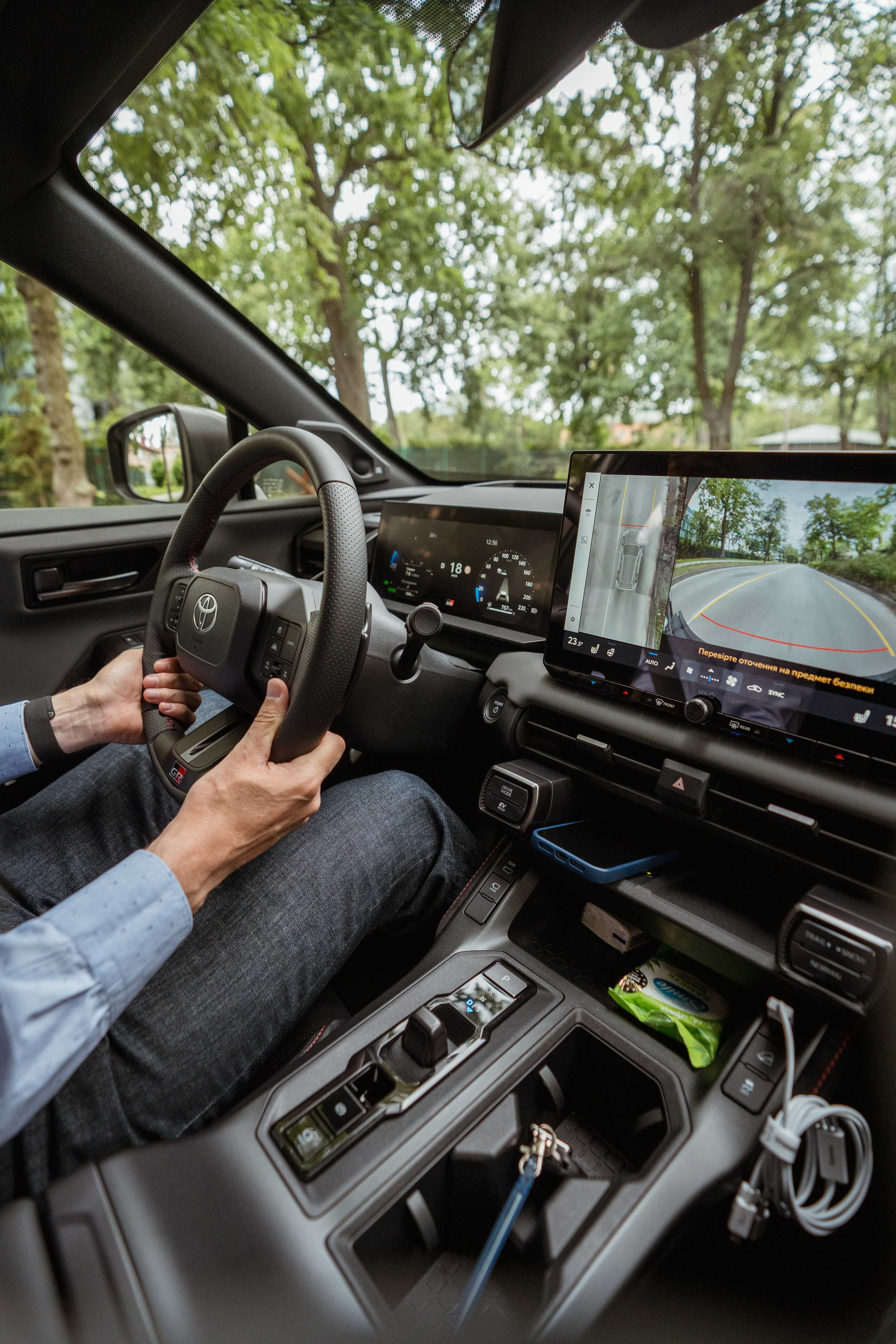 Toyota Rav4 presentation. Kostiantyn Holinchenko. Reportage and portrait photographer