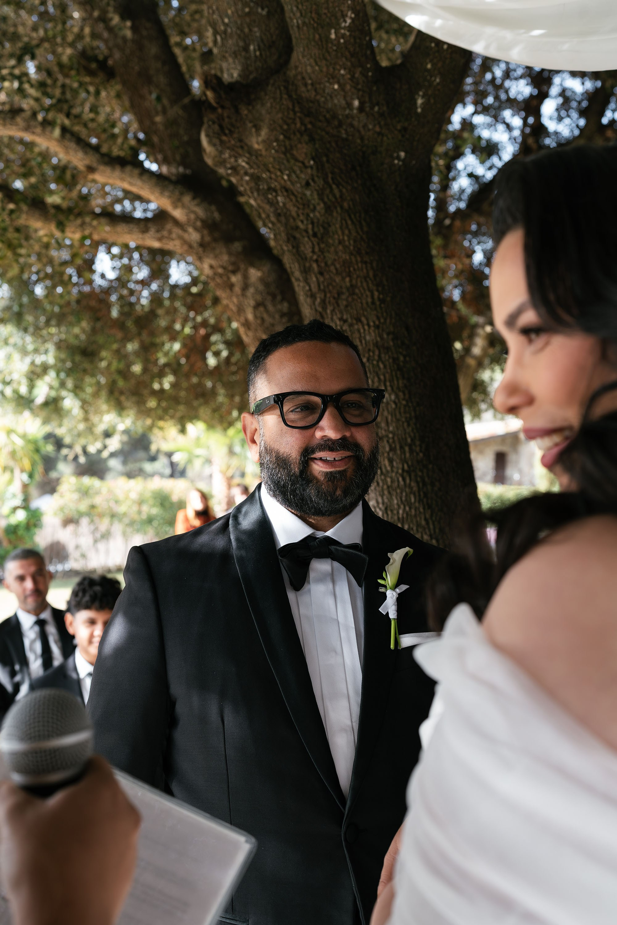 Donielle and Edwin. Fotógrafos de bodas de destino y creadores de contenido con base en España