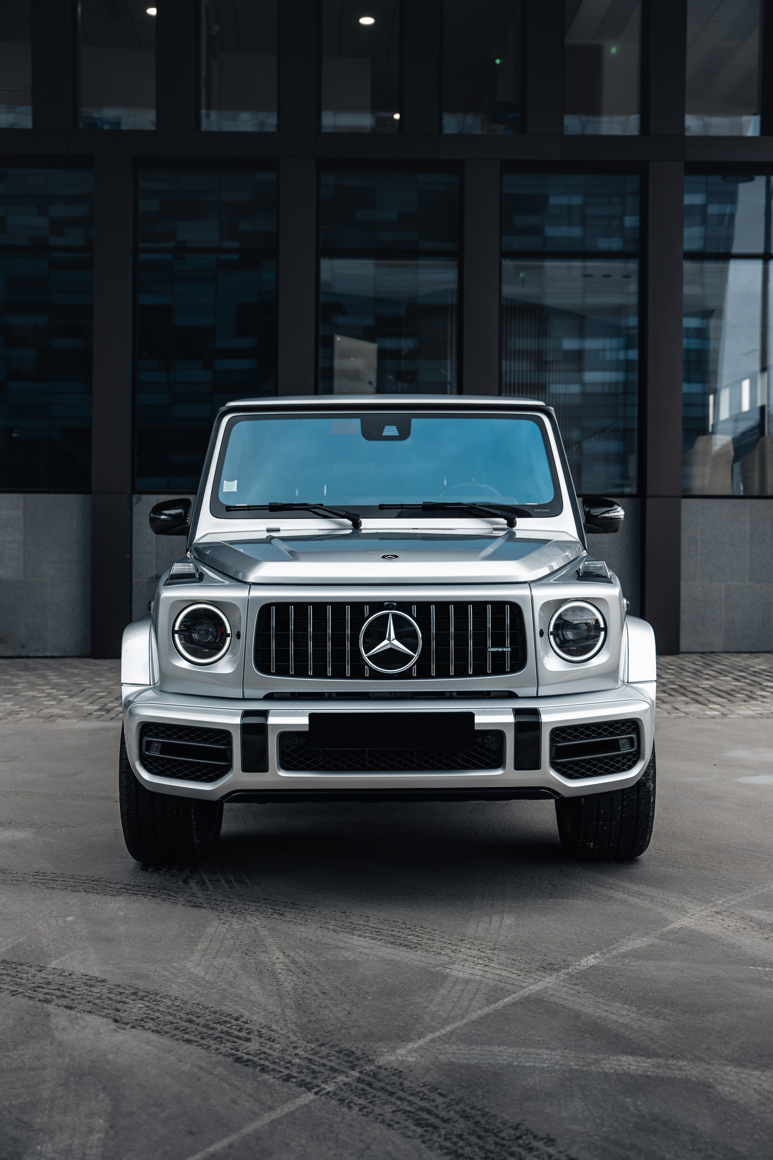 Mercedes-Benz G63 AMG. Photographer in Paris — Vitalii Motruk
