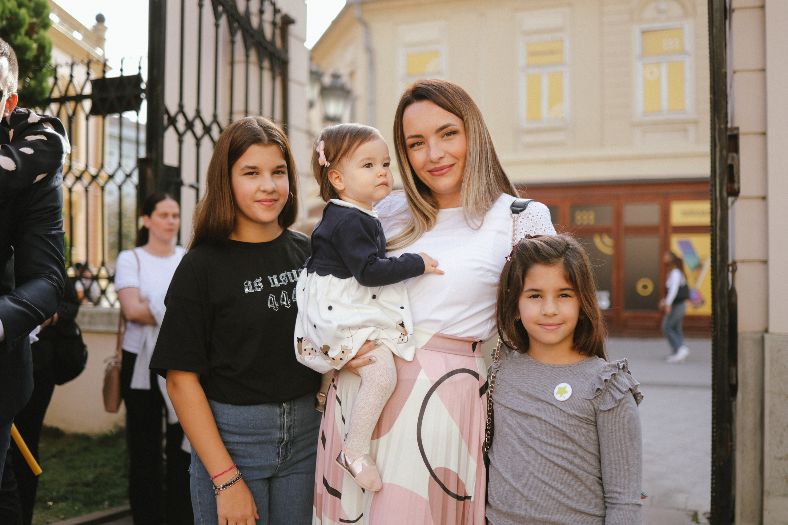 Emili. Vlada toskic wedding and event photographer