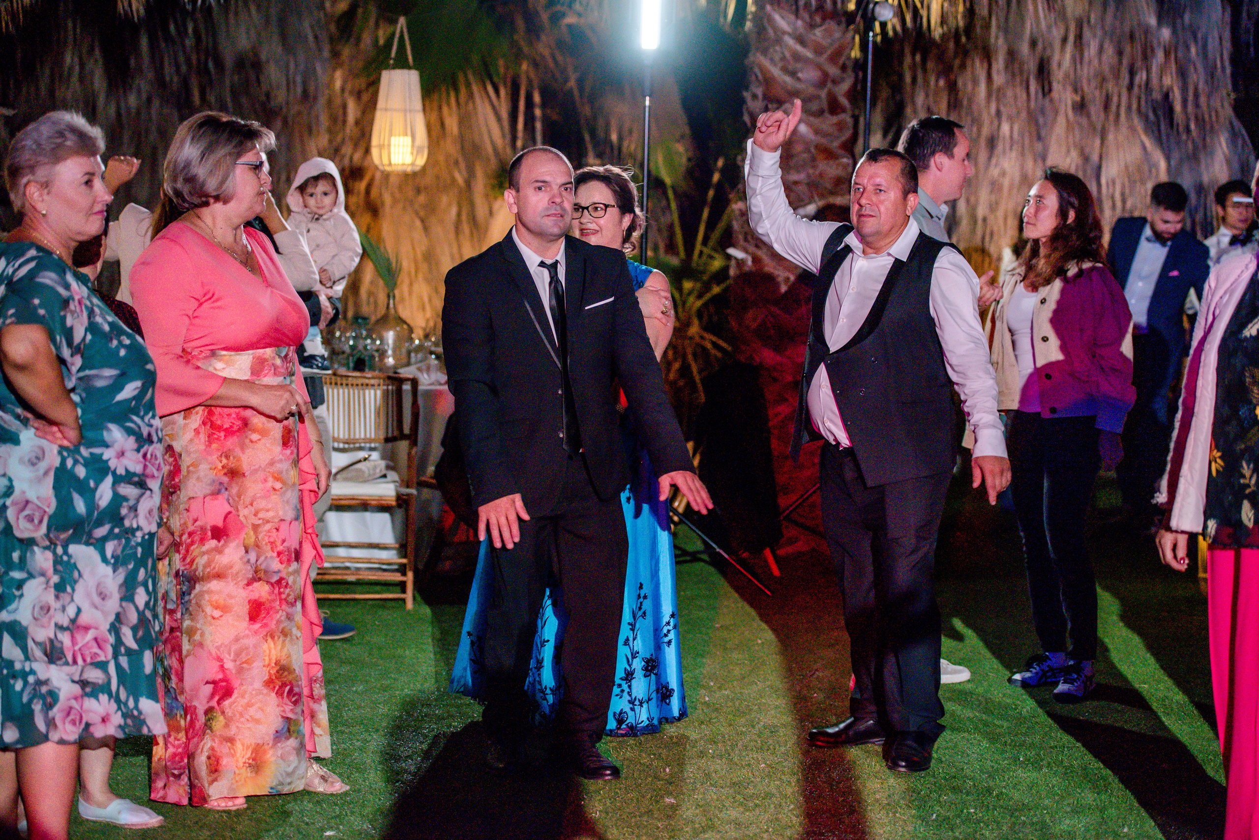 BYZO MEDIA. PETRU BYZO - family and children photographer in ROMANIA