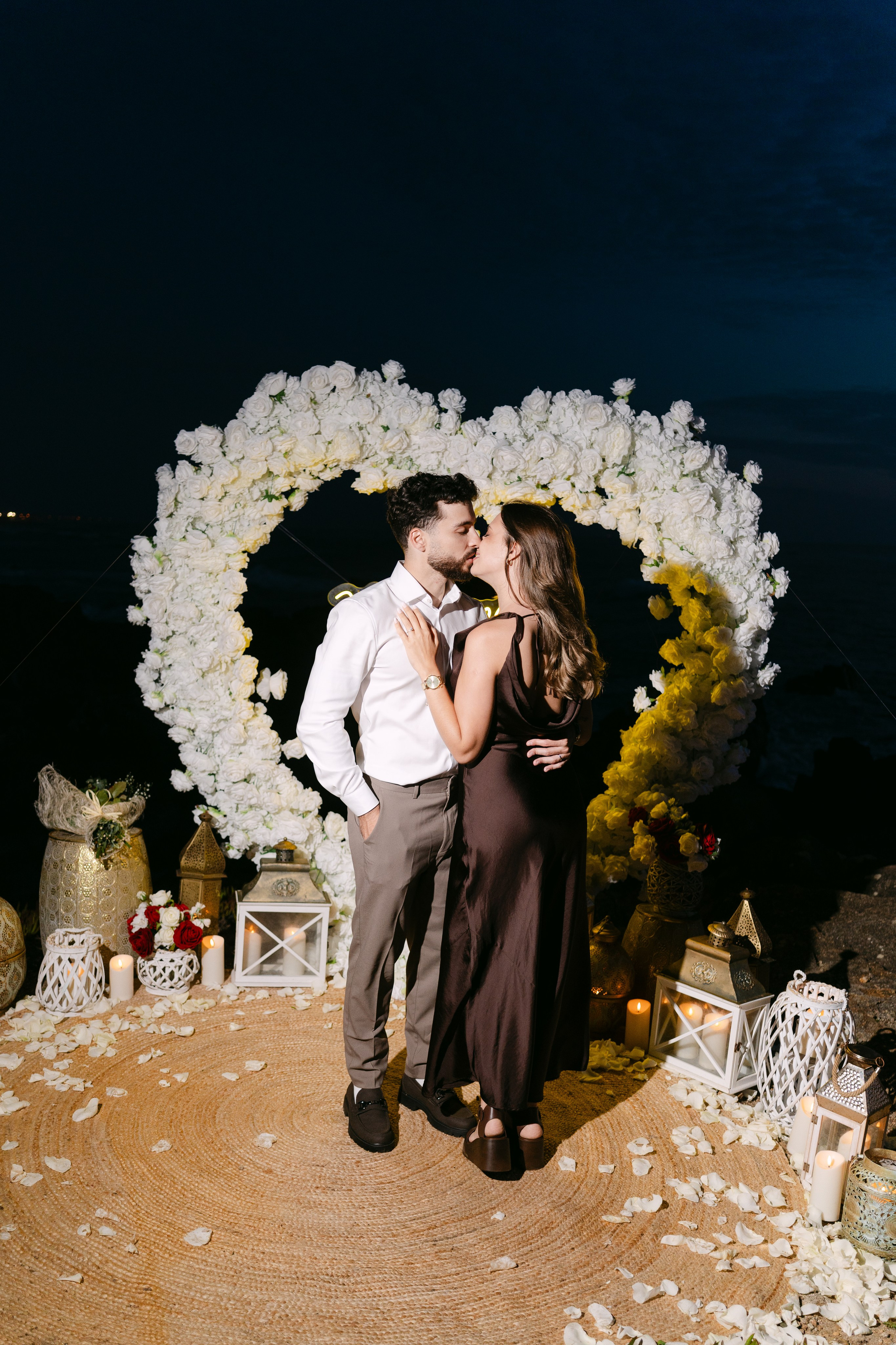 Wedding Proposal at the Beach. Davi Valente