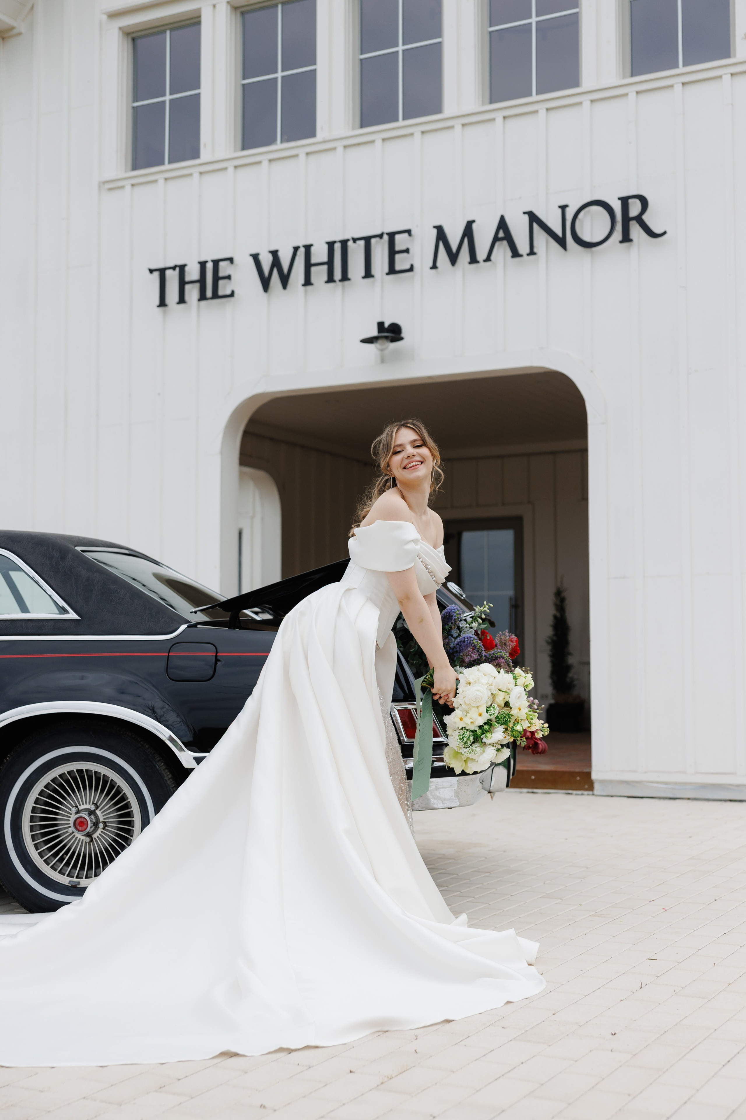 Nunta Cristina si Costin la The White Manor. Fotograf nunta Bucuresti - Manu Ivanciu