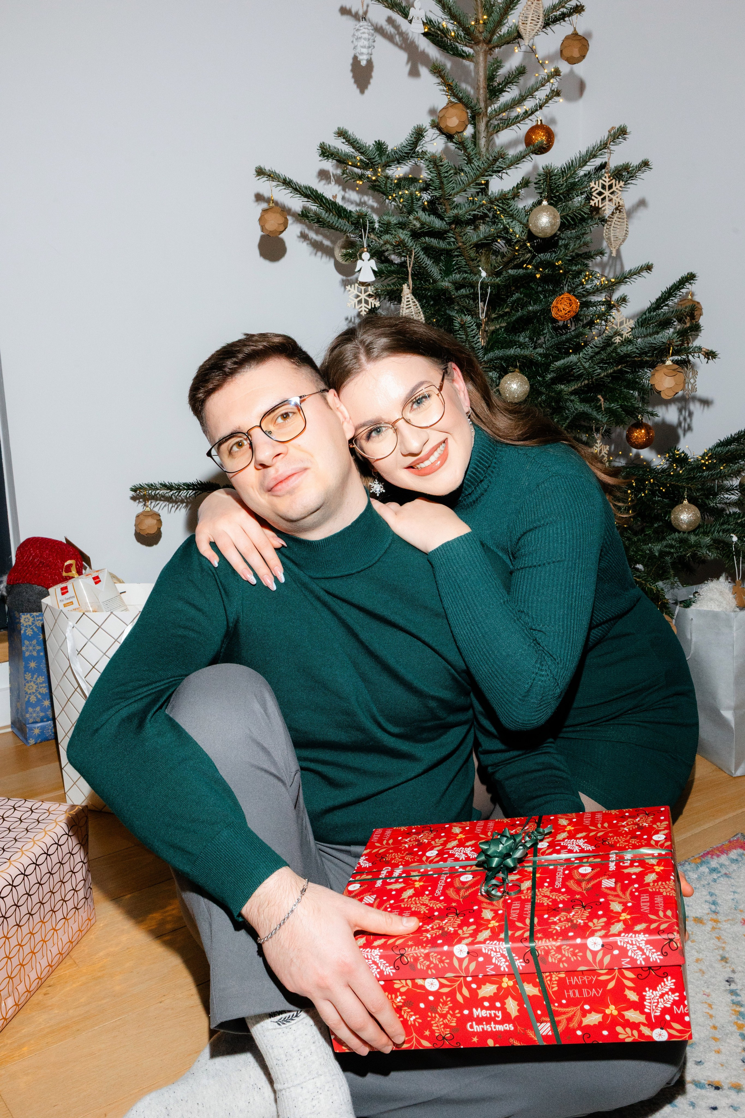 Iustina & Alex. Wedding Photographer, based in Iasi, Romania, but will travel all over the globe to make sure you look amazing in all your wedding photos