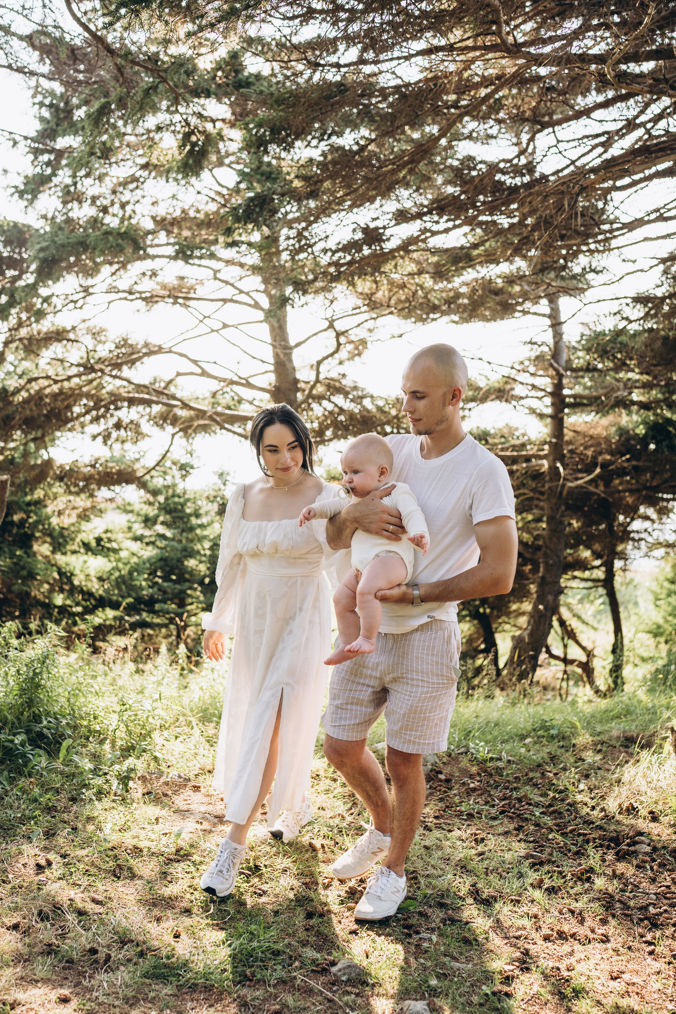 Masha & fam. Calgary Wedding & Lifestyle Photographer — Yevhen Polishchuk