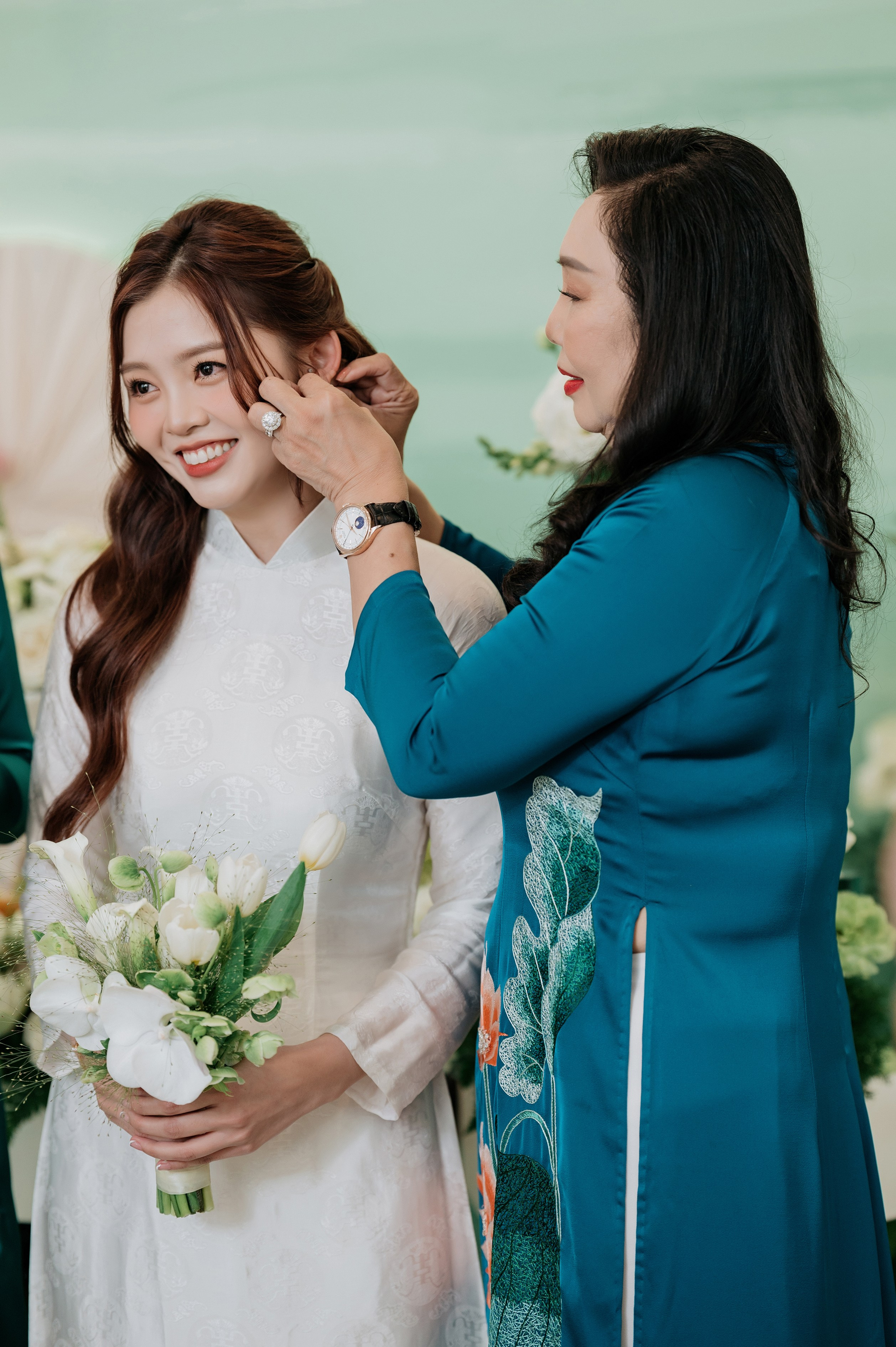 TRINH & MINH / Engagement 11.10.2024. Nhiếp ảnh gia đám cưới hàng đầu tại Thành Phố Hồ Chí Minh