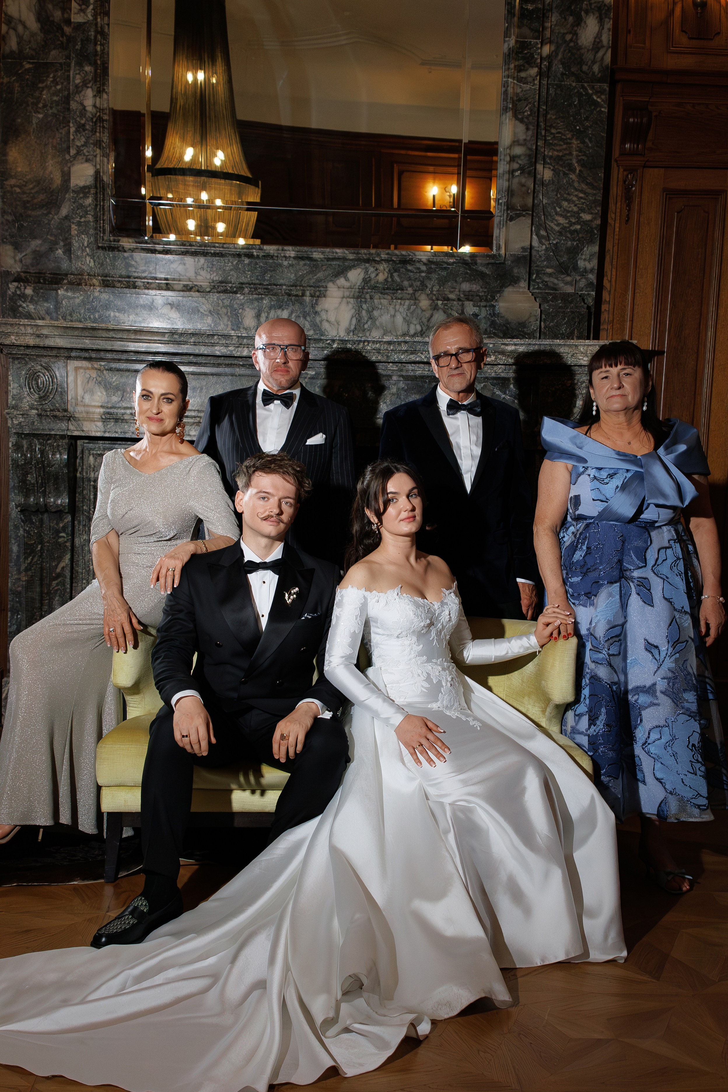 Wiktoria & Kacper. Pałac Goetz. Fotograf ślubny i rodzinny w Krakowie Yana Klymova