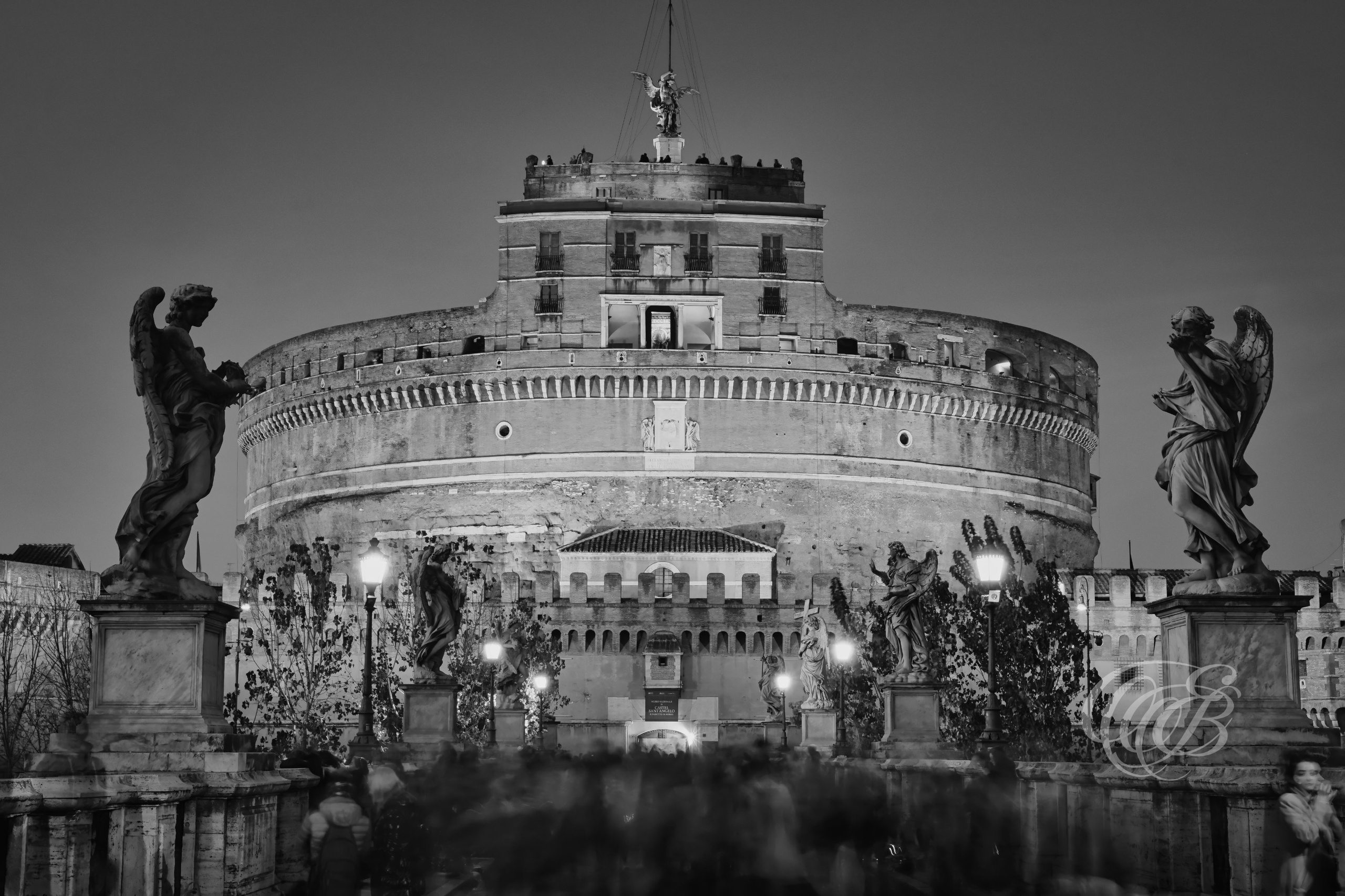 Rome Italy - Castel Sant'Angelo at evening - B&W - Eduardo Bartoli Fine Art Photography - Black and white fine art photograph of Castel Sant’Angelo at evening in Rome, Italy – photography by Eduardo Bartoli.