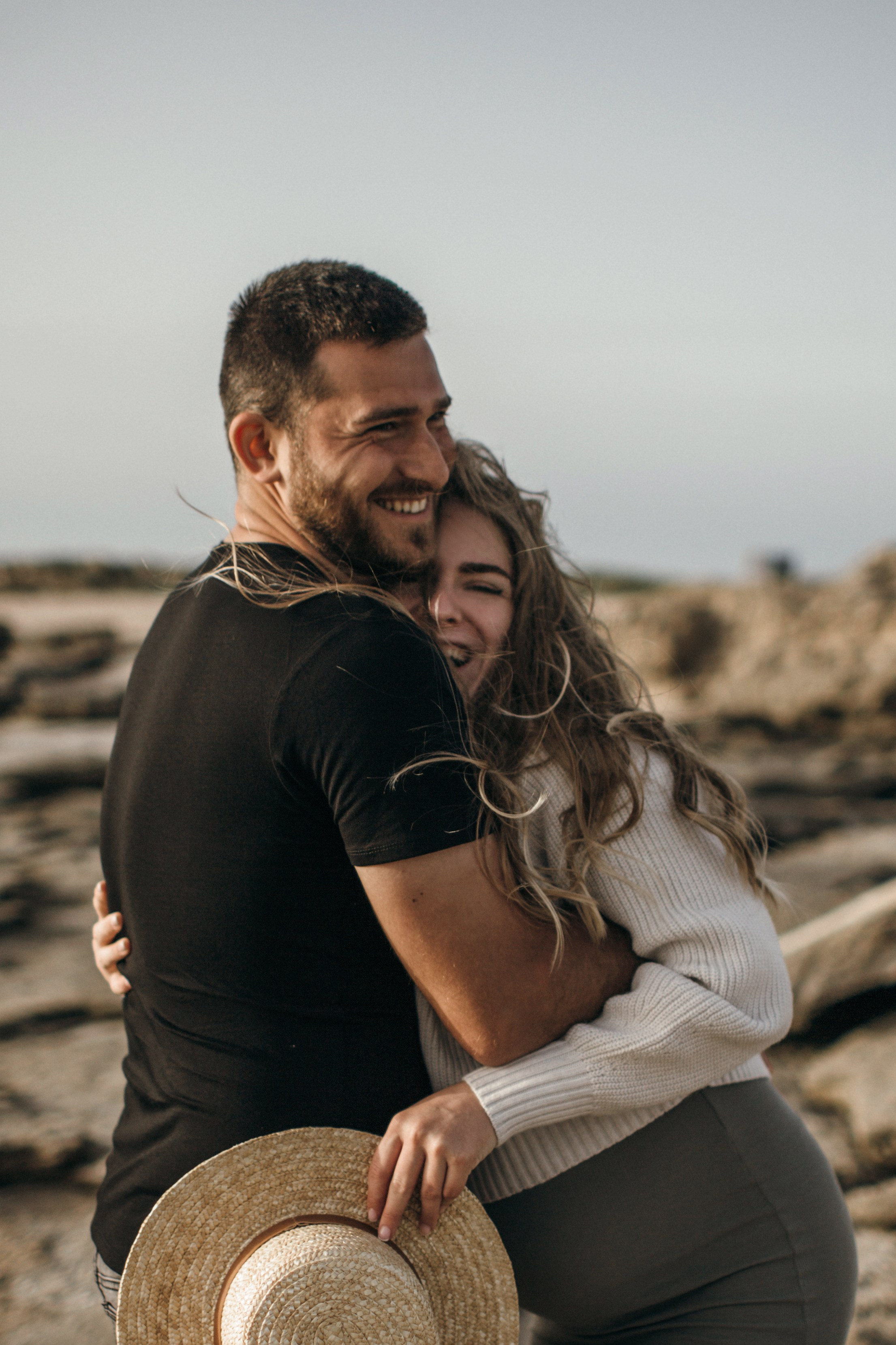 Sasha & Inna at HaBonim beach. Family photographer in Israel