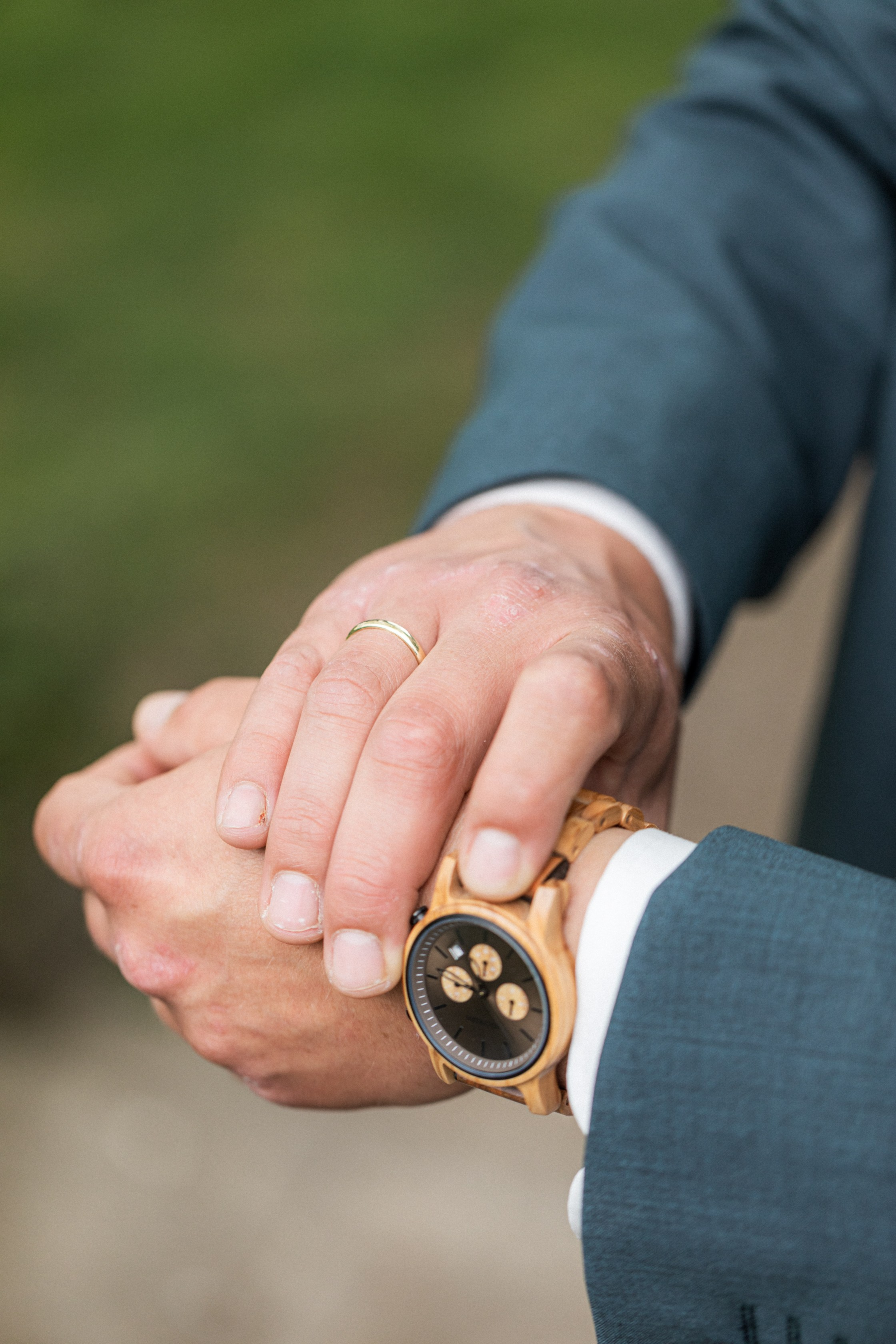 Kirchliche Trauung in Oerlinghausen – Emotionale Hochzeitsfotos & Stilvolle Reportagen!. Hochzeitsfotografin in Gütersloh | Authentische Hochzeitsreportagen | TK Photographie