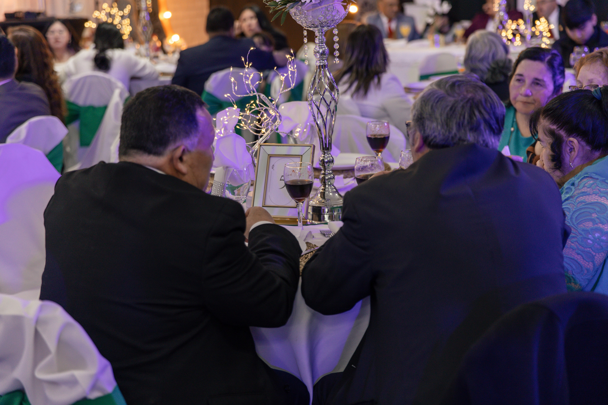 Johana y Edgar. Dinka & Emilio - El arte de preservar lo que no se repite