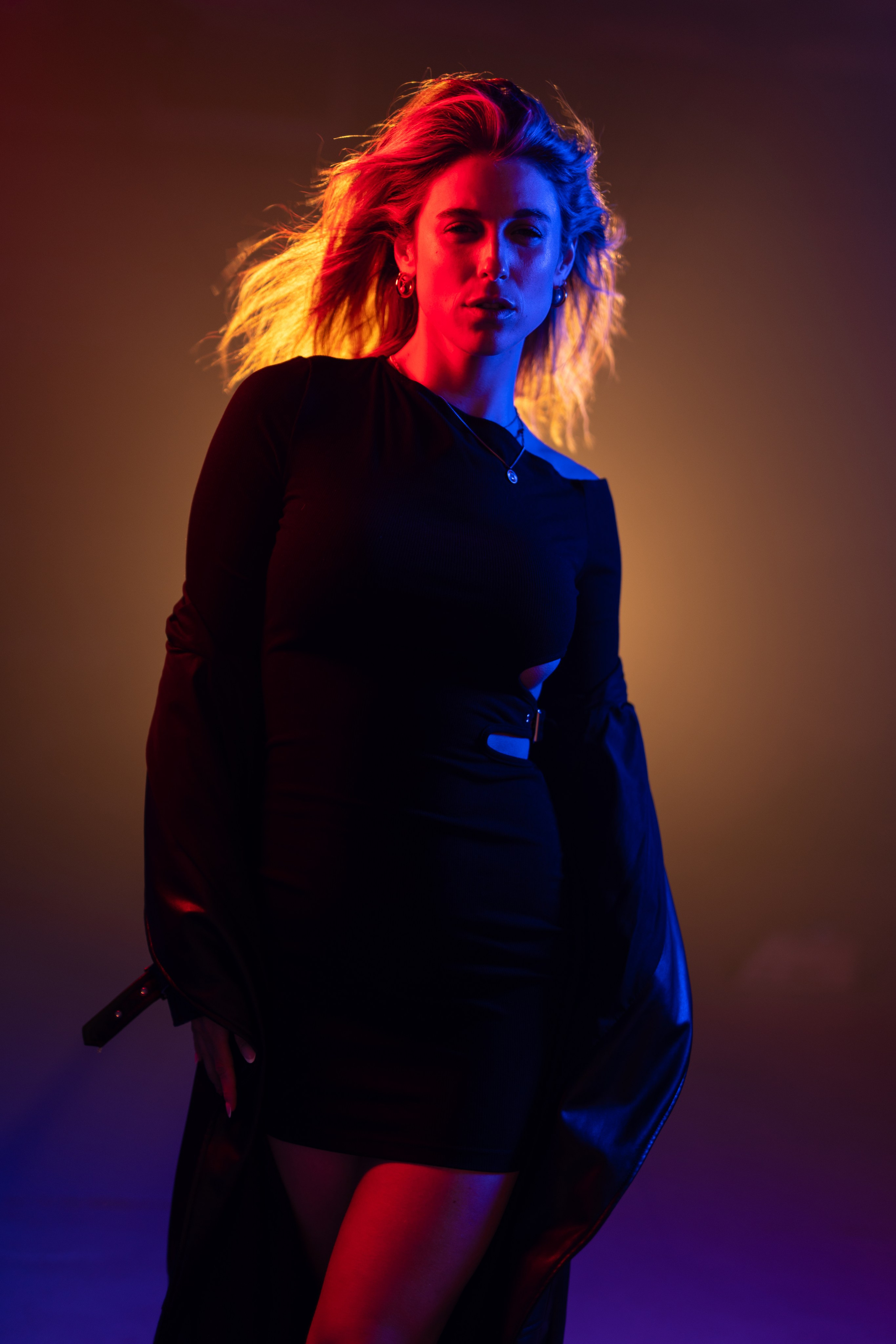 „Kölsch&Shoot“ in Cologne w/ Lisa (Set #6). URBANSTREETFILES.ART