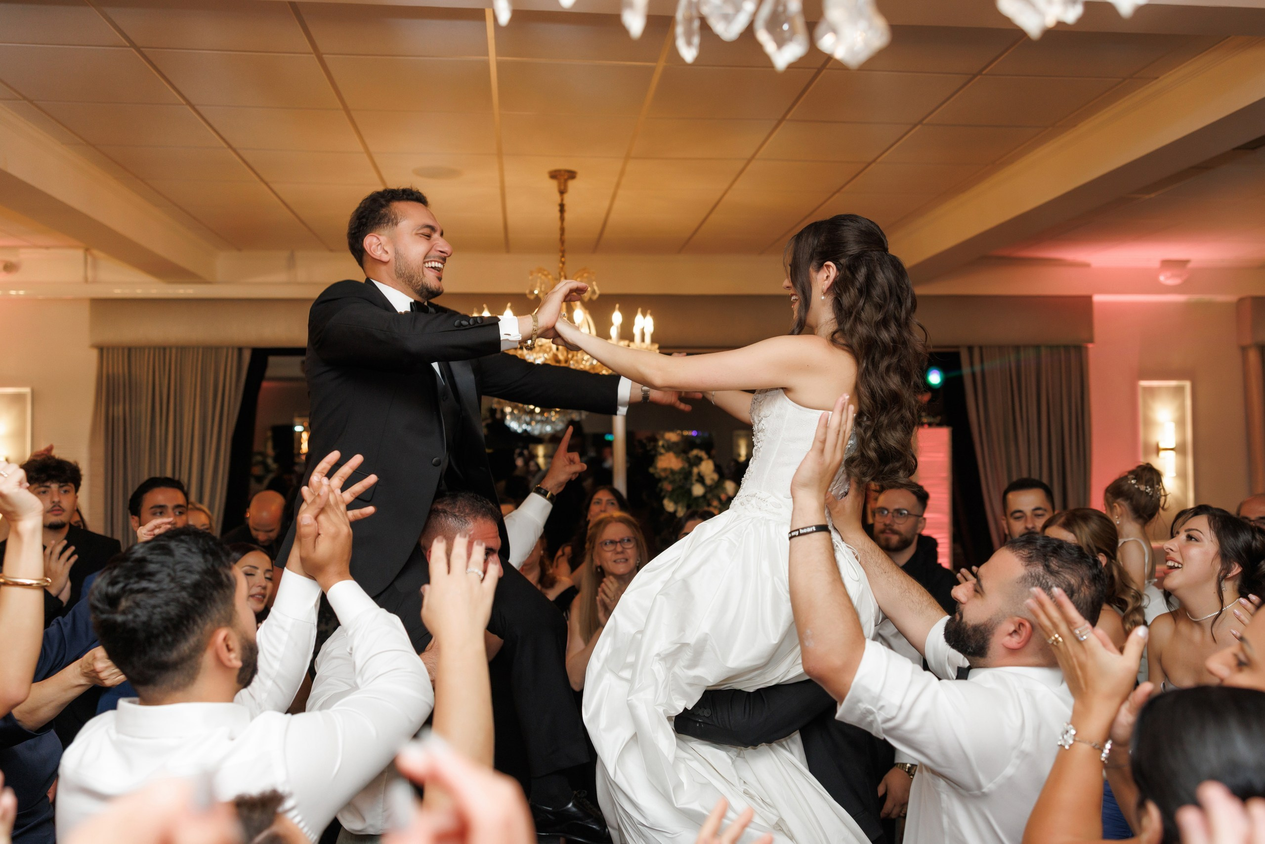 Jewel and Geovany. Wedding Photo & Video