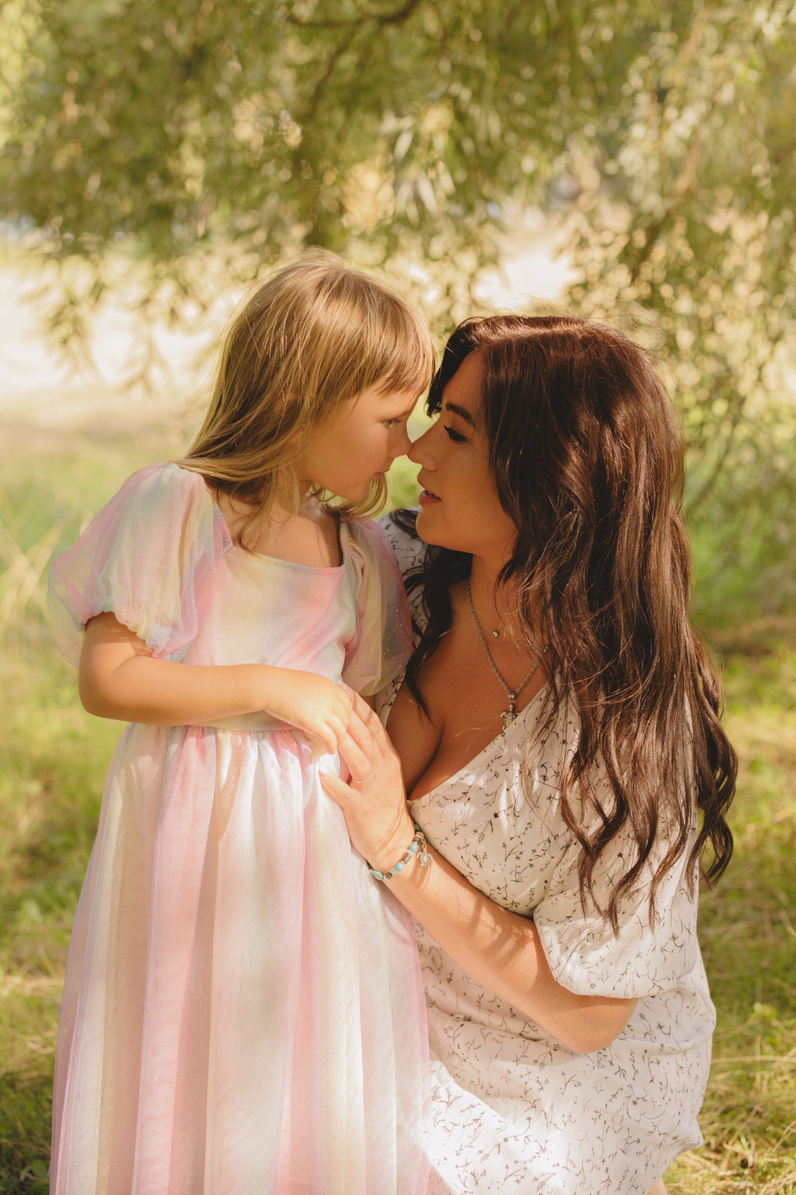 Family Photoshoot in Leipzig, Germany. Outdoor Photography by Kristina Kozheltsova. Kristina Kozheltsova- Soulful Portrait&Lifestyle&Love Story Photographer in Leipzig, Germany