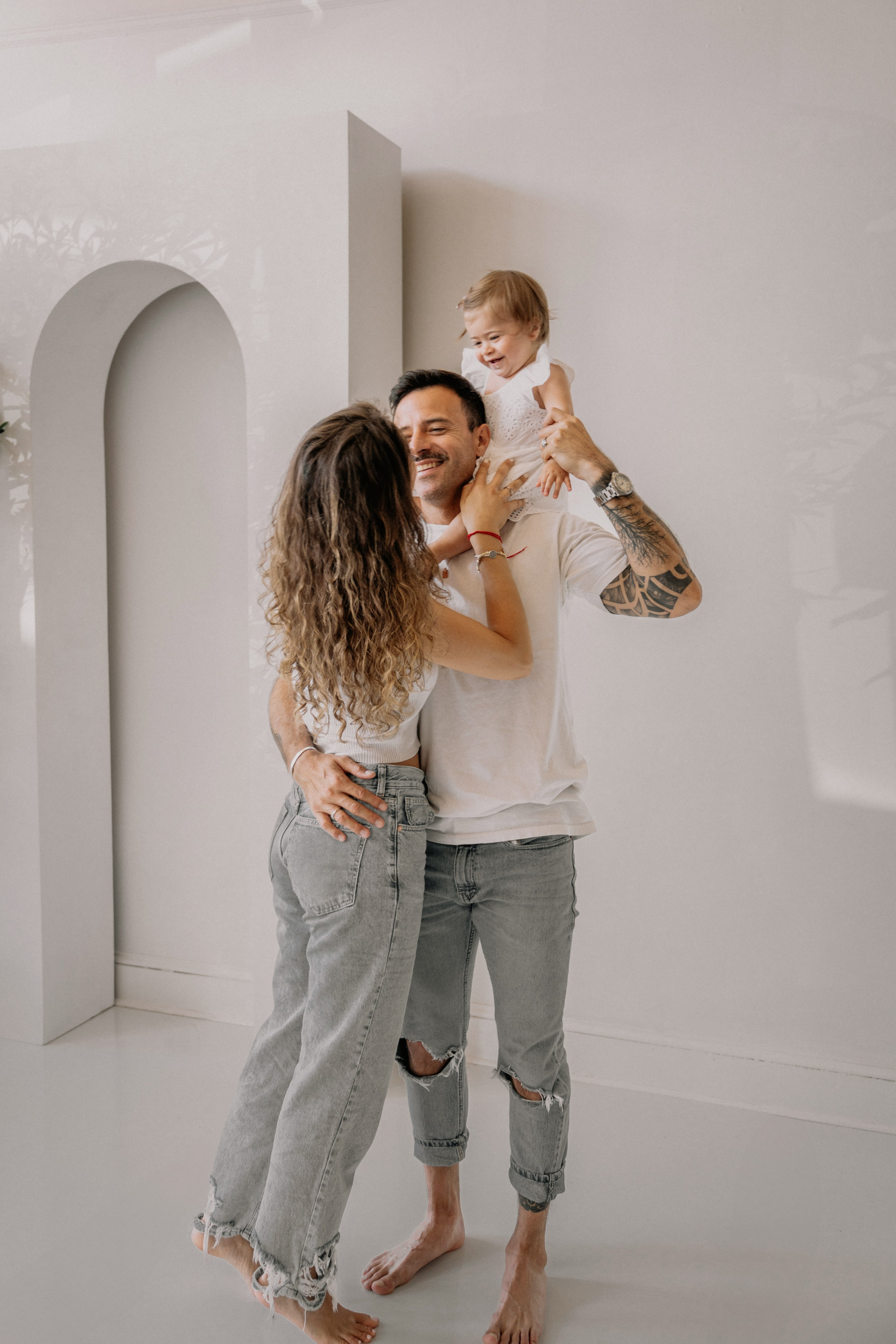 Maryanna, Bill, Mila. 1st year in studio. Wedding and family photographer and videographer PA, NJ, NY, DE, MD