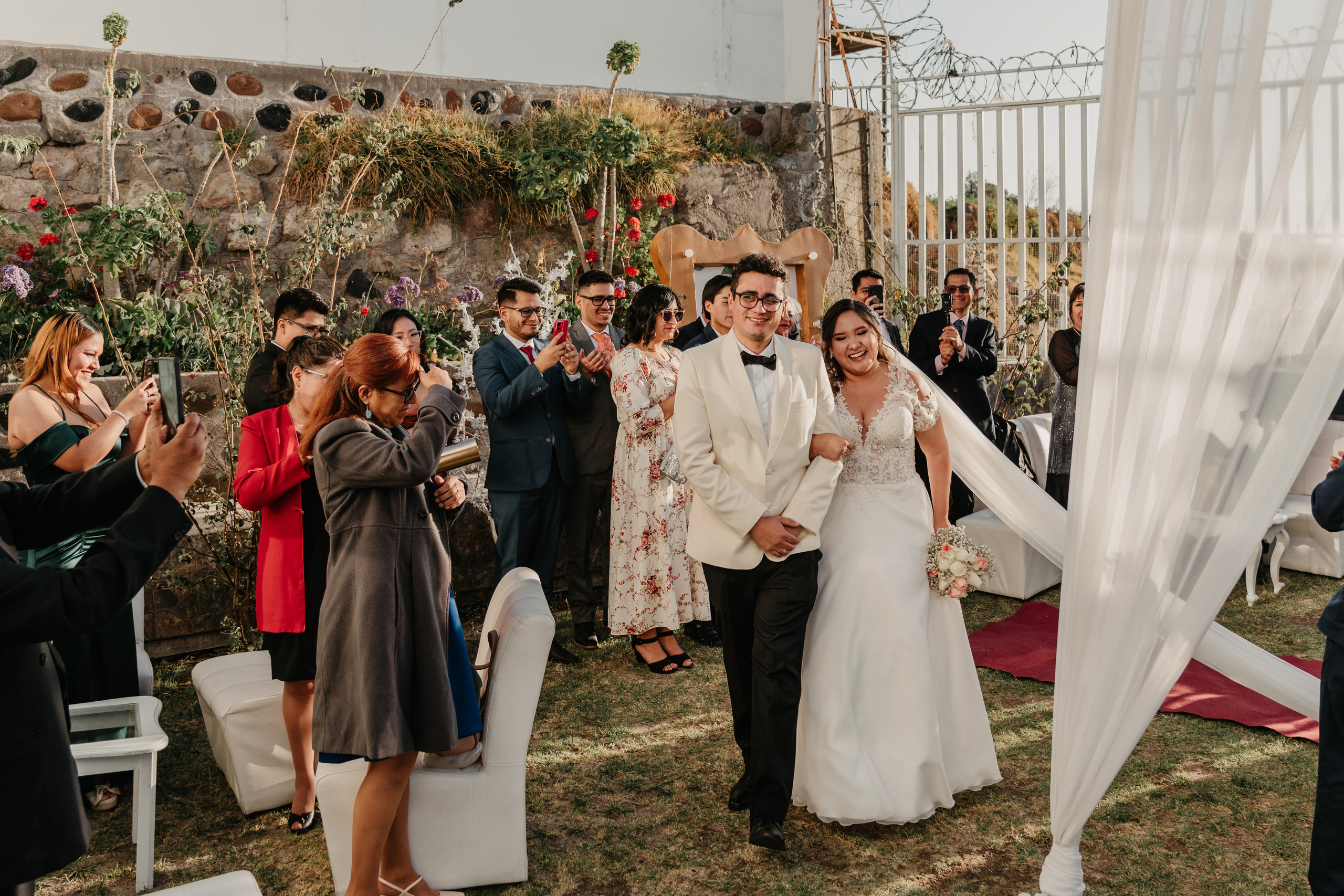 VANIA + LUIS BODA CIVIL. Studio KVTA | Fotografía y Video de Bodas en Arequipa