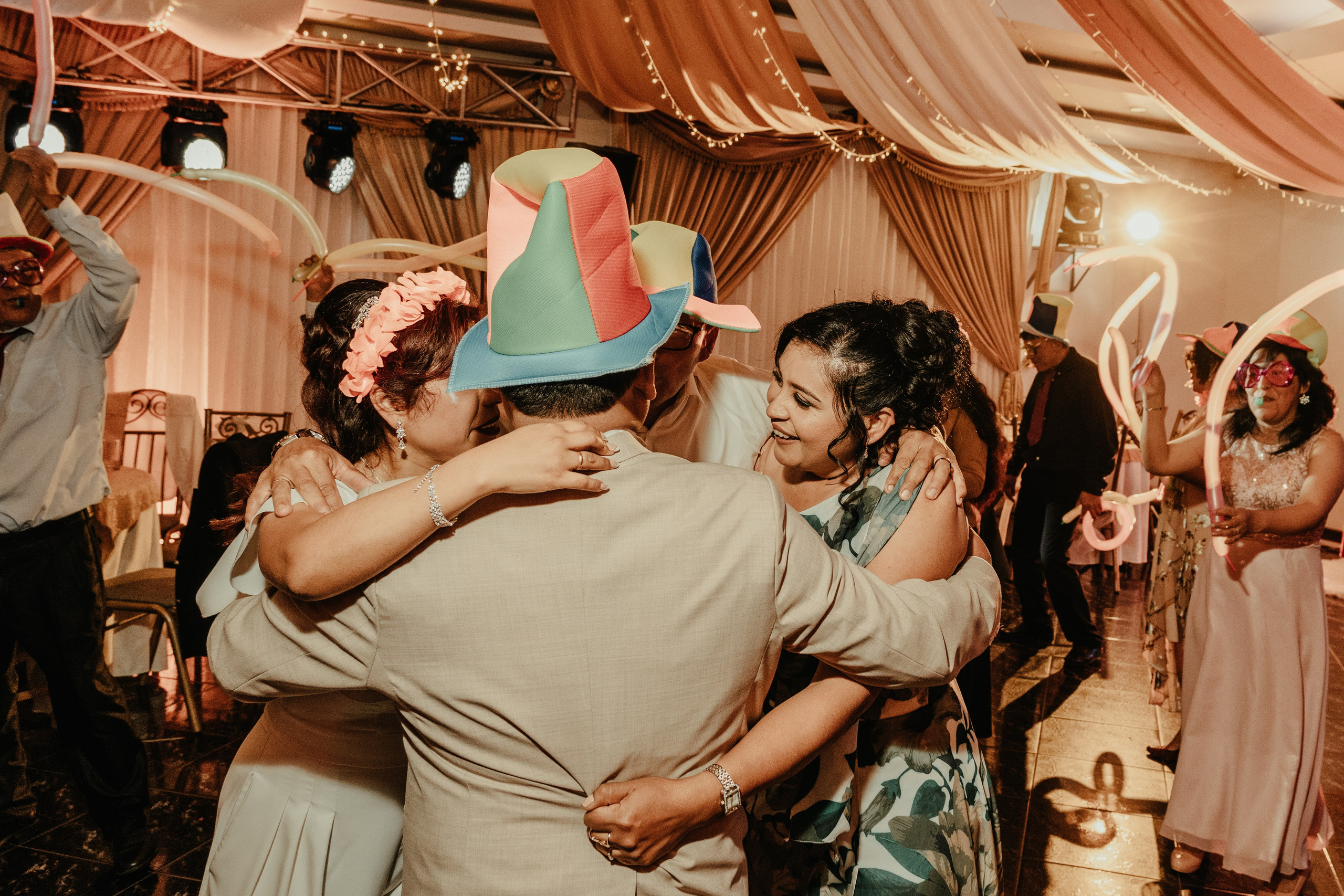 VANESSA + FRANKLIN BODA RELIGIOSA. Studio KVTA | Fotografía y Video de Bodas en Arequipa