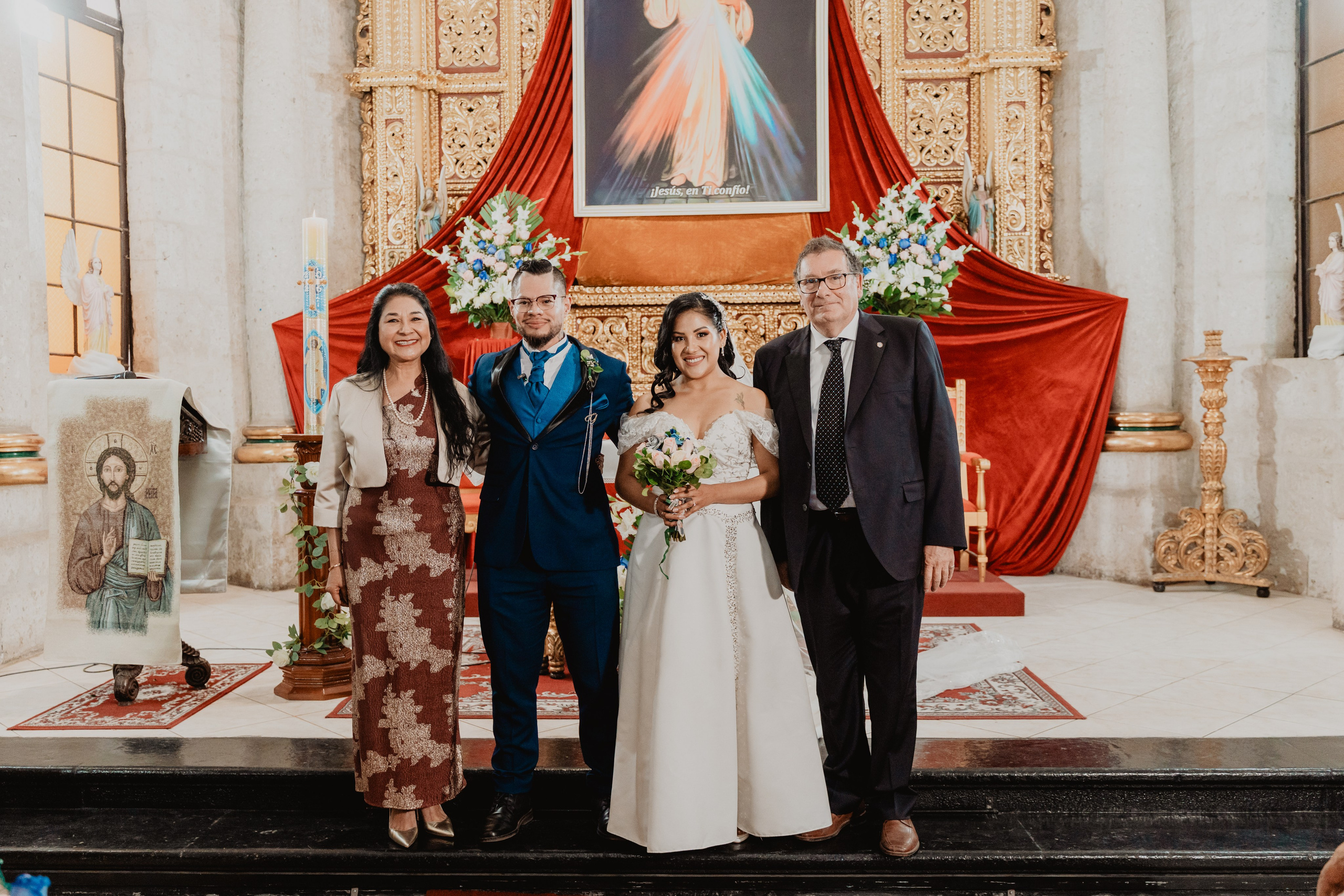 GABRIELA + JORGE | BODA CIVIL RELIGIOSA. Studio KVTA | Fotografía y Video de Bodas en Arequipa