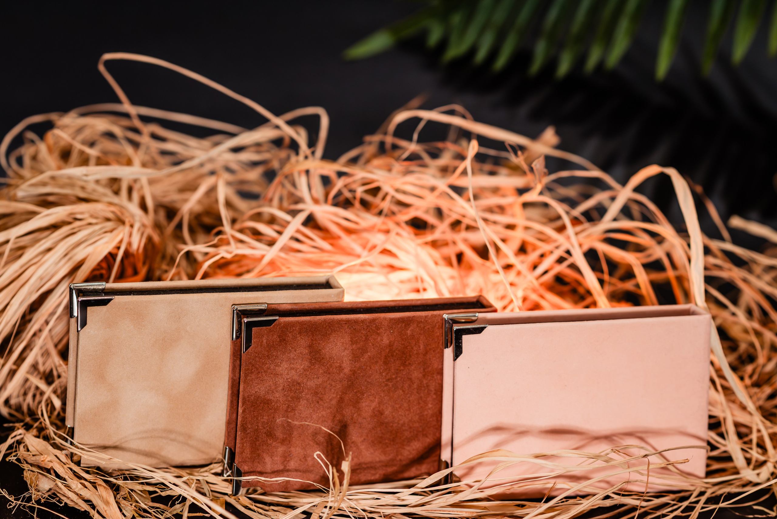 Cutii de stik- Ariana Events. Giani Maftei