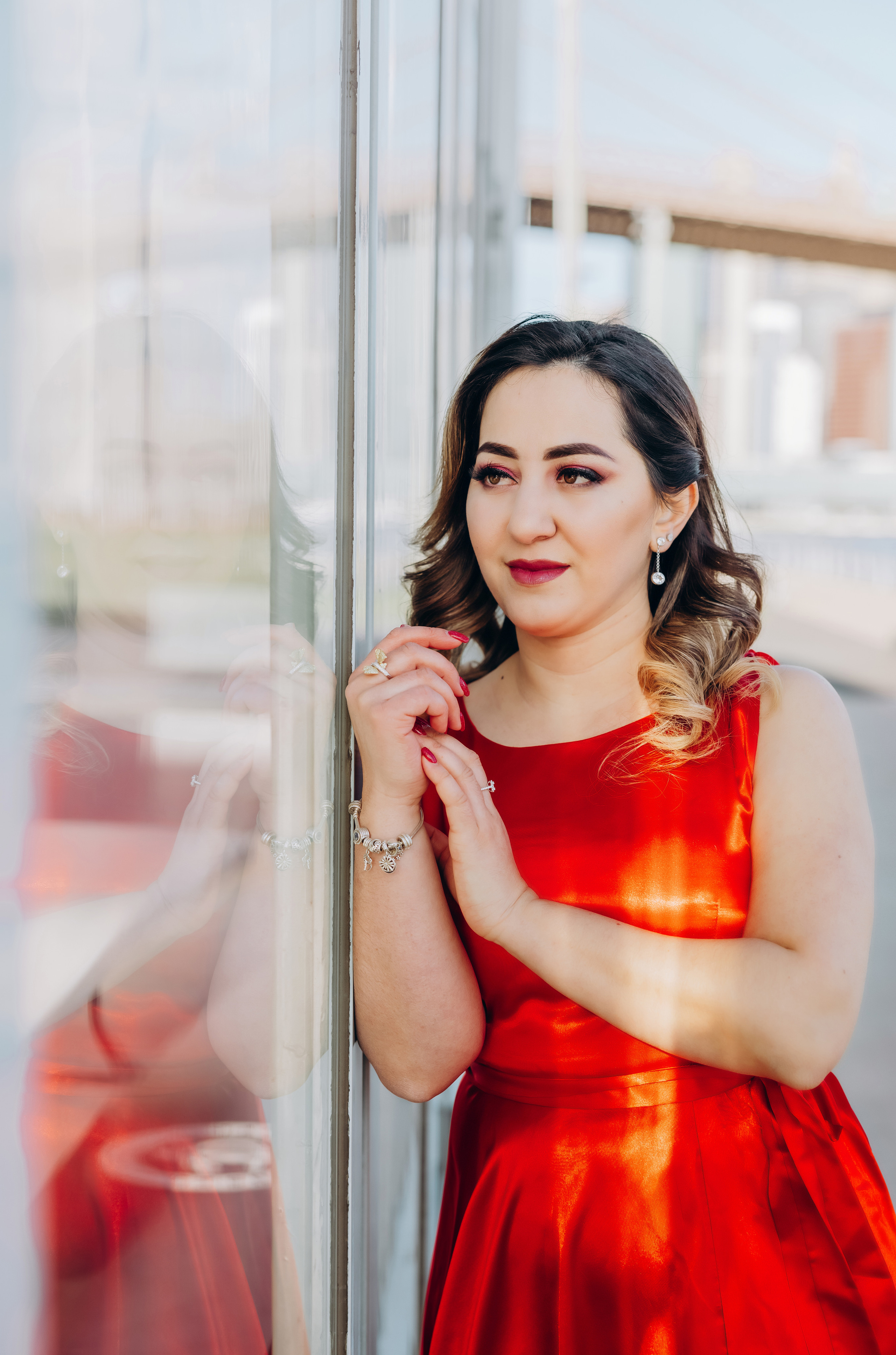 Zuhro. Pittsburgh wedding and family photographer