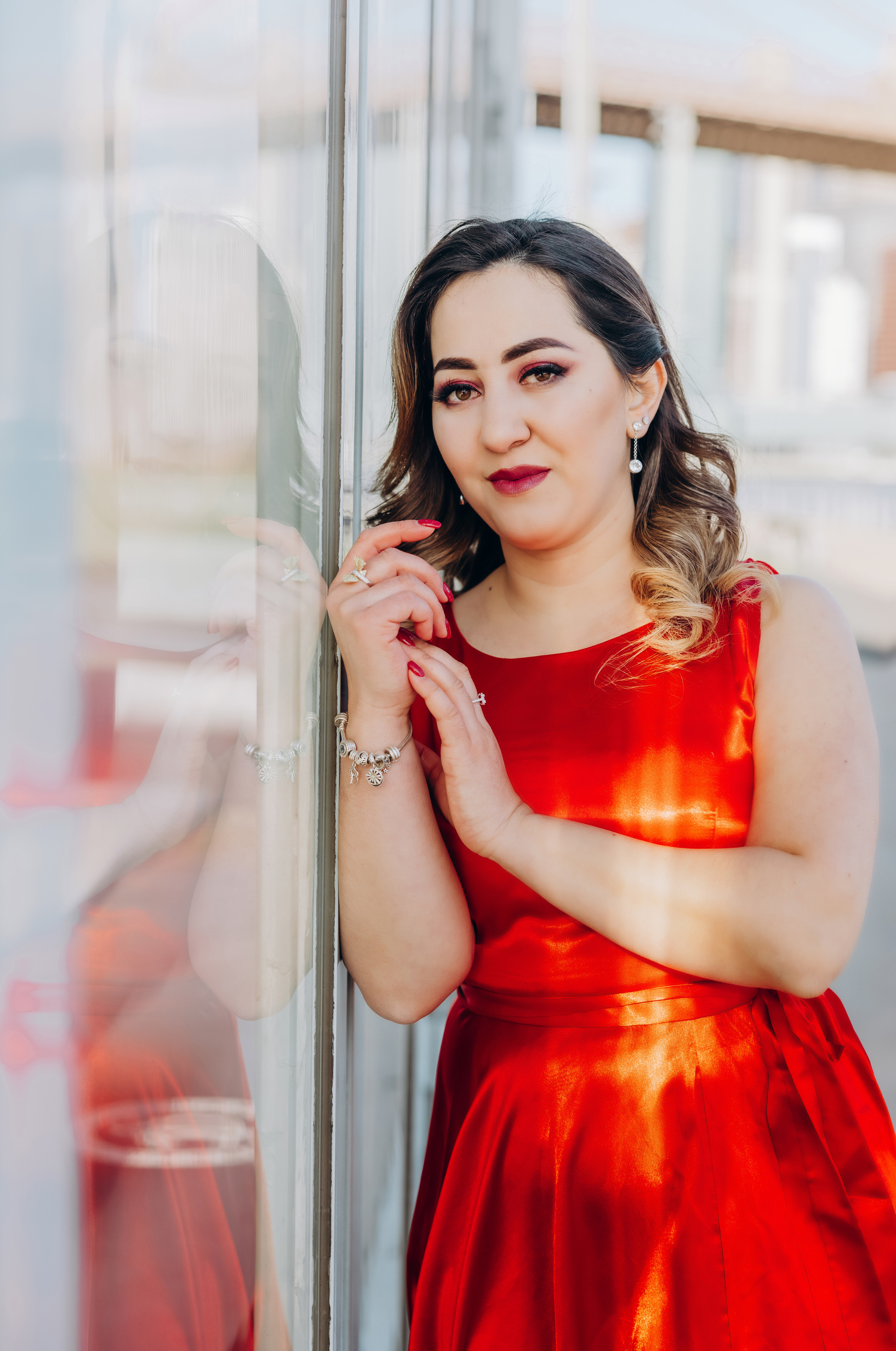 Zuhro. Pittsburgh wedding and family photographer