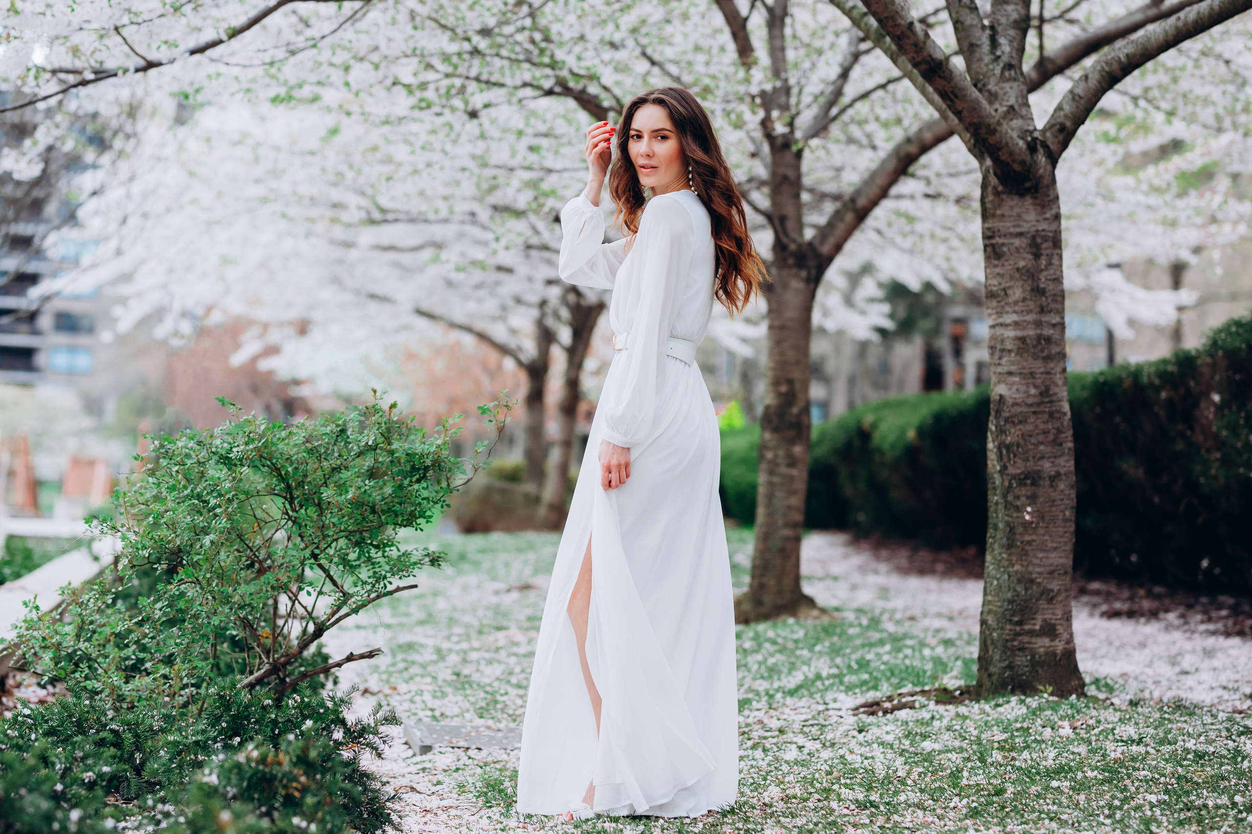 JULIA. Pittsburgh wedding and family photographer