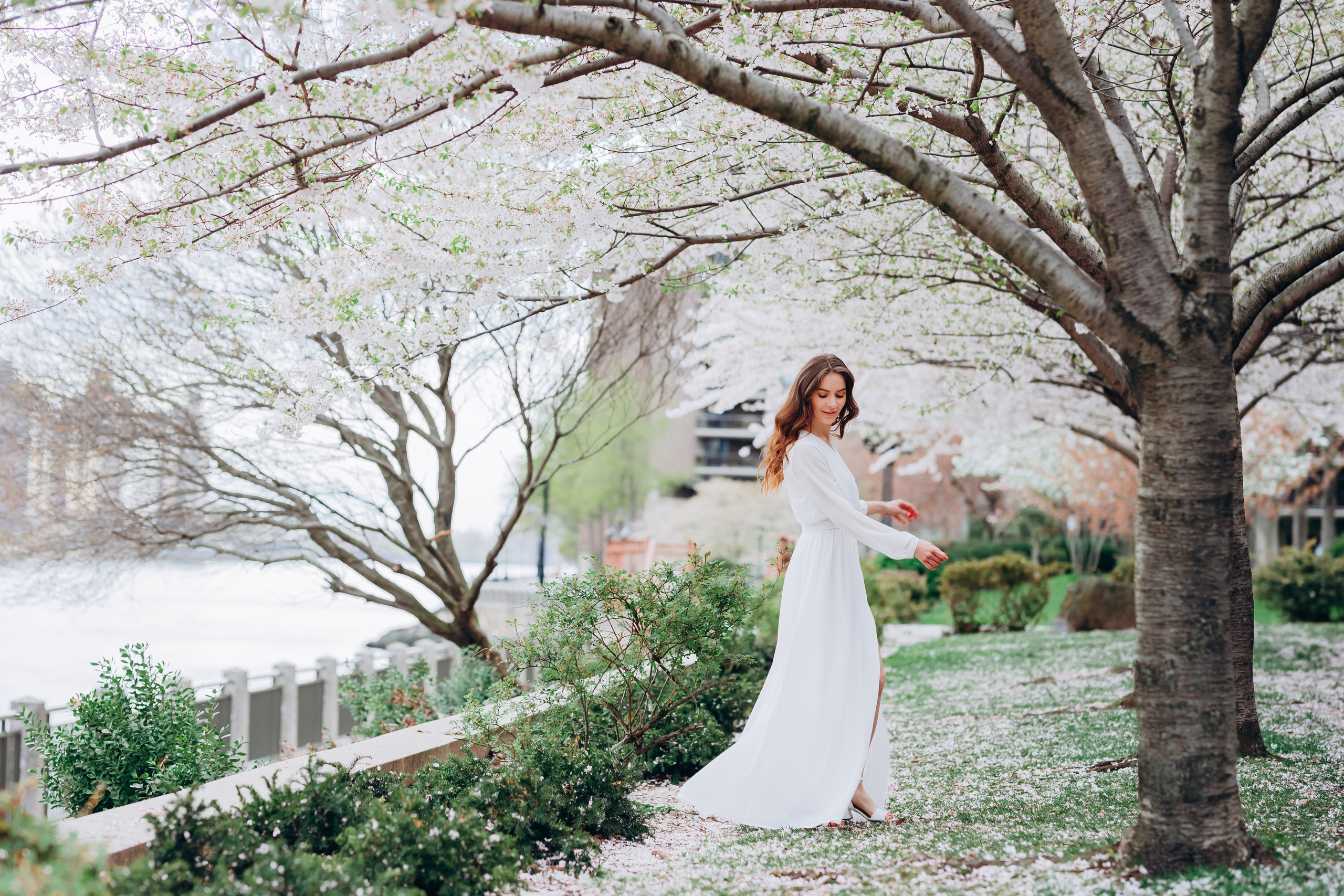 JULIA. Pittsburgh wedding and family photographer