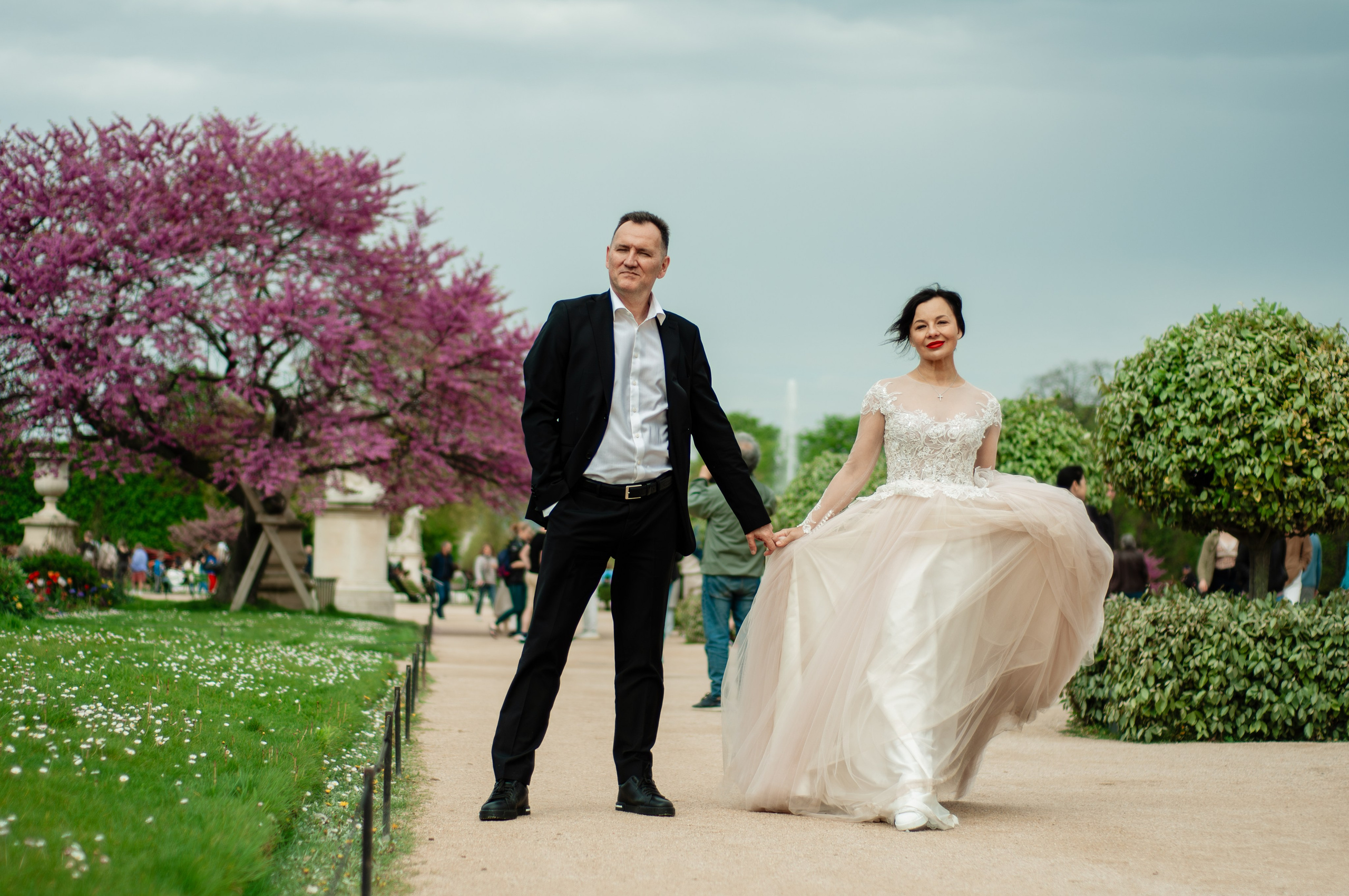Wedding anniversary photoshoot. Paris photographer — Polina Osipova