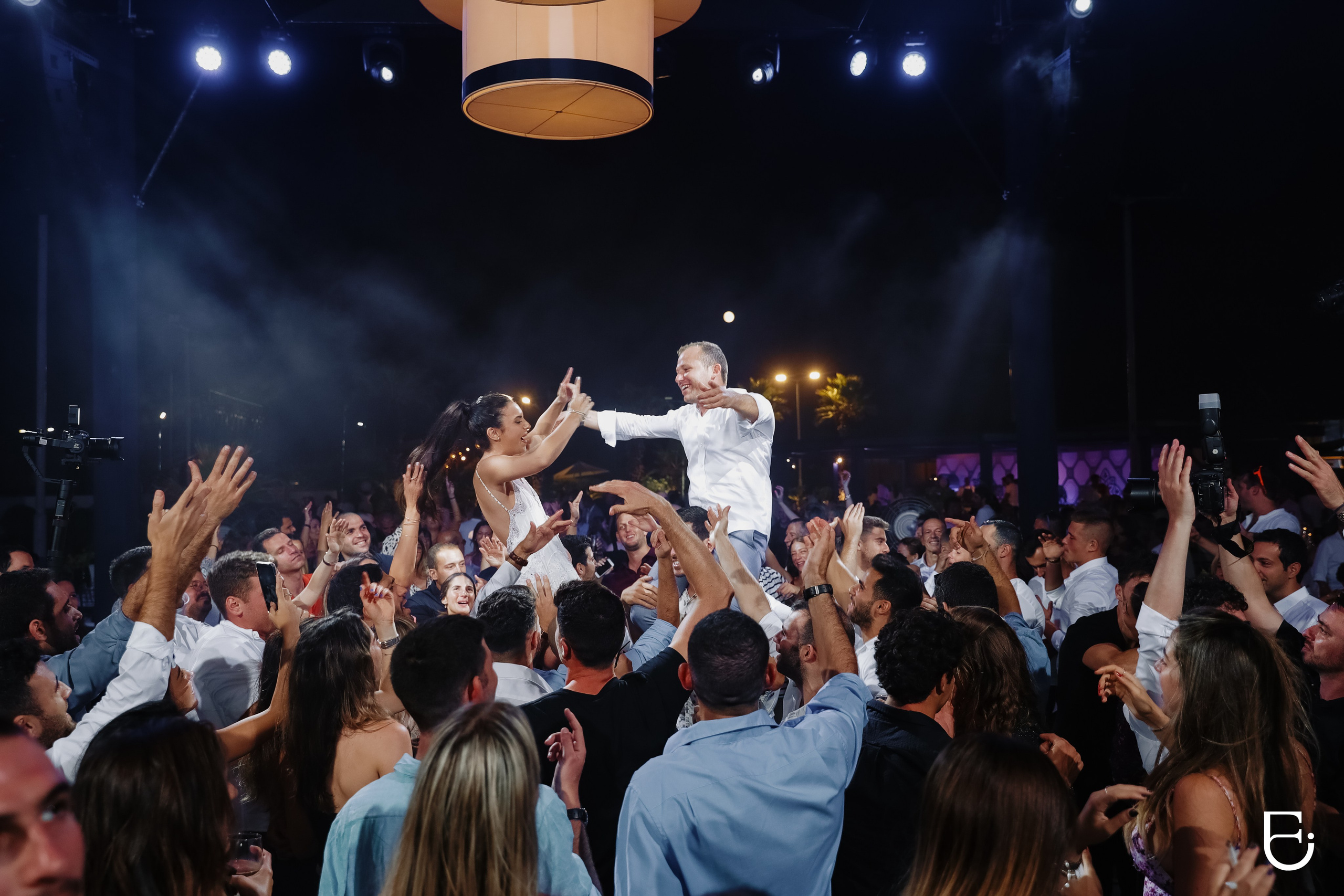 WEDDINGS. CAMELLIA ART PHOTOGRAPHY