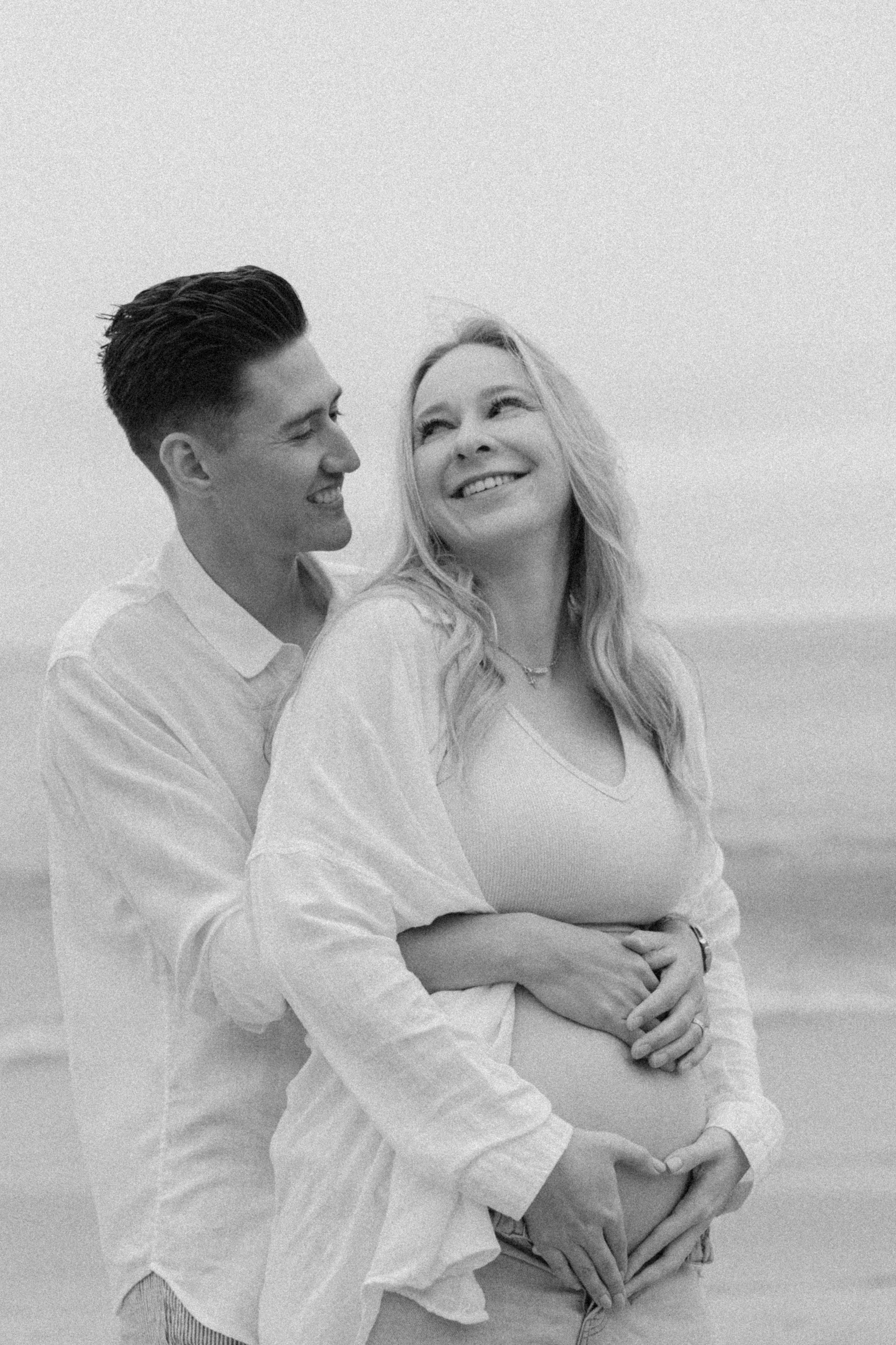 Kate & Lence. Pregnancy photo shoot. Portrait, family, maternity & wedding photography & videography in SoCal Kseni Vibe