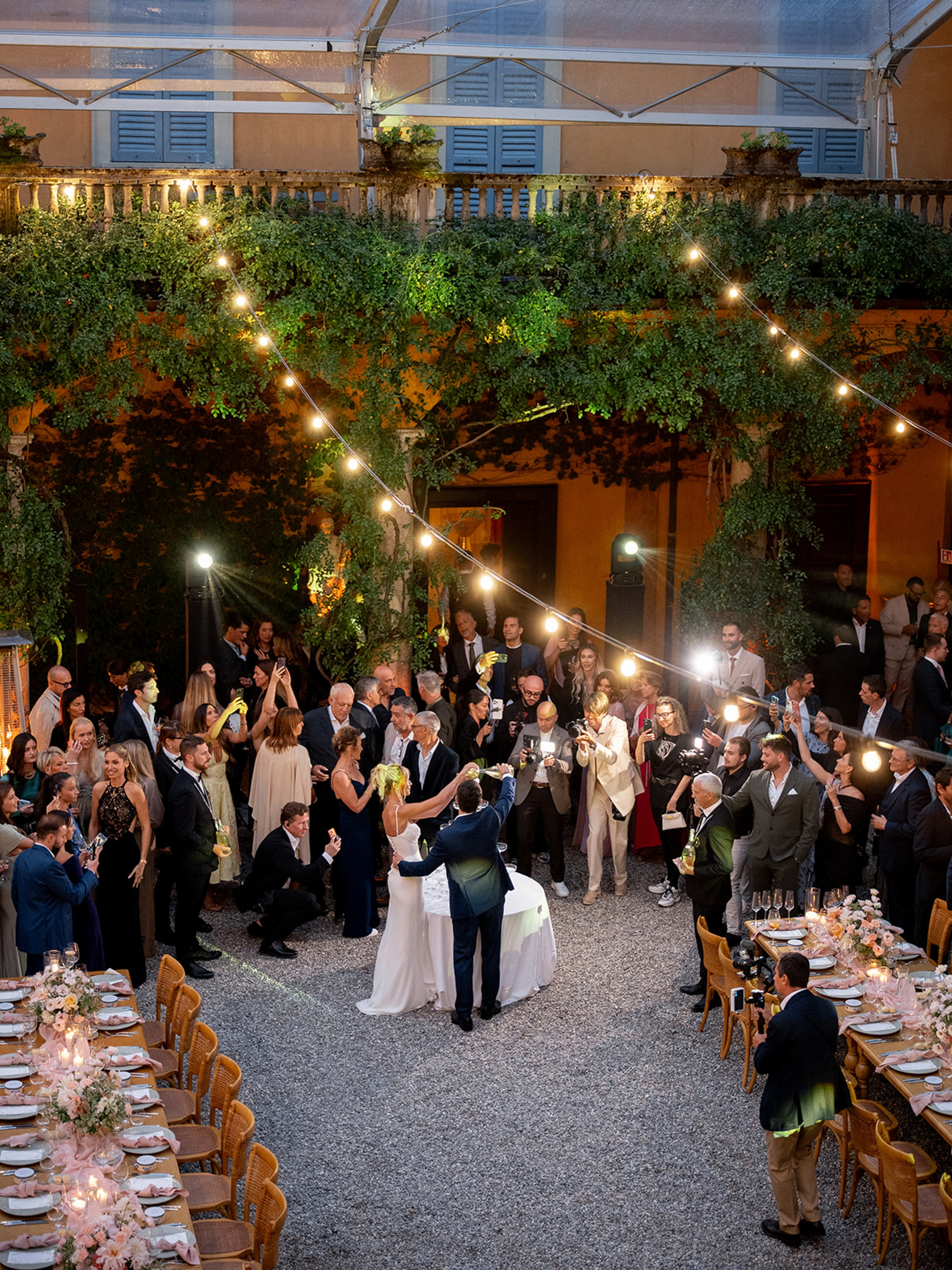 Bakasphoto wedding and lifestyle photography Latvia and Worldwide