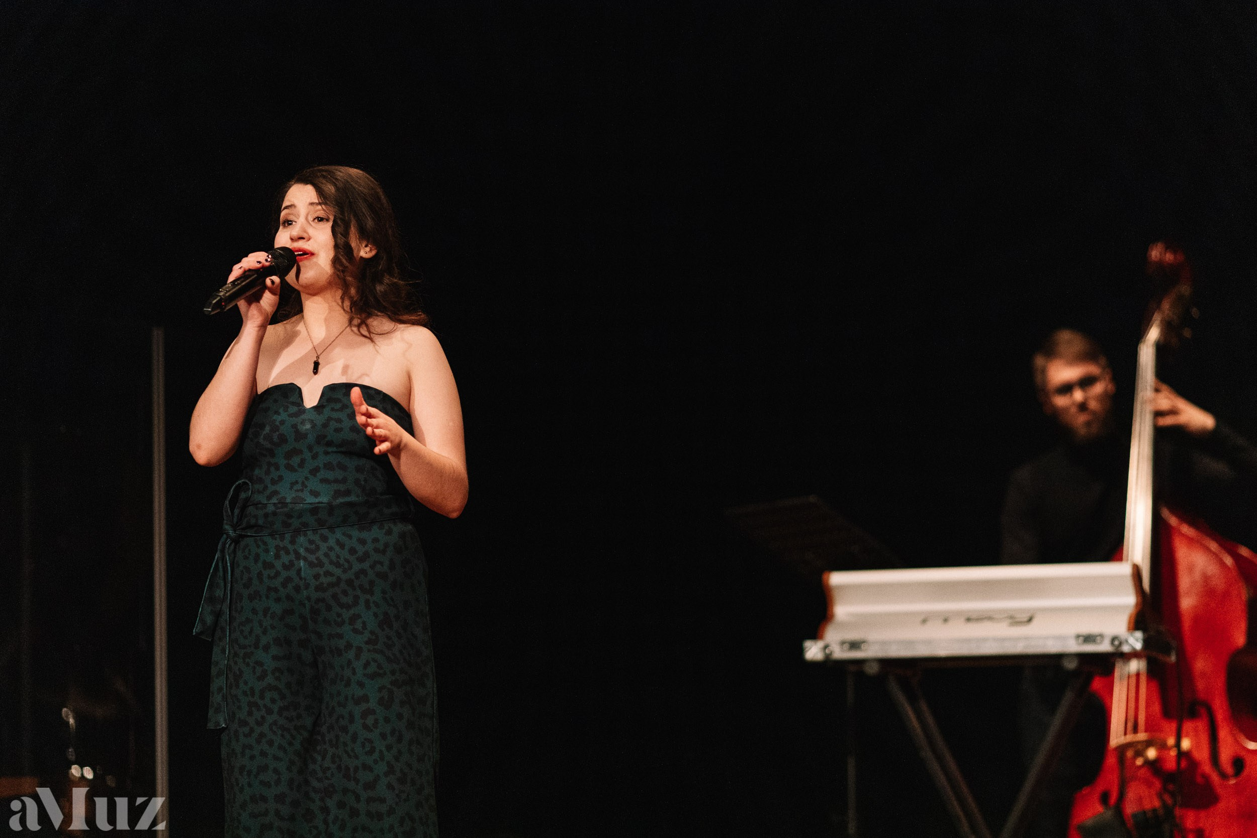 Jazz Zaśpiewam. Fotograf Ślubny Warszawa - Sesje Biznesowe Rodzinne Eventy