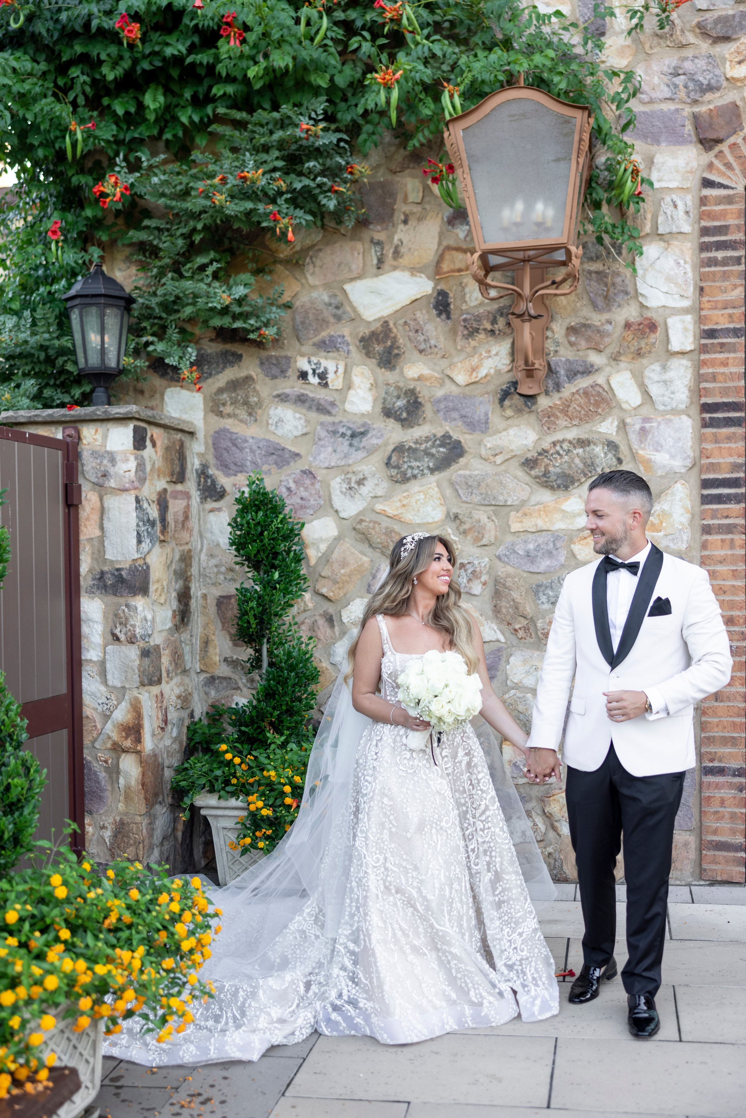 Alexa & Darren. Wedding Photo & Video