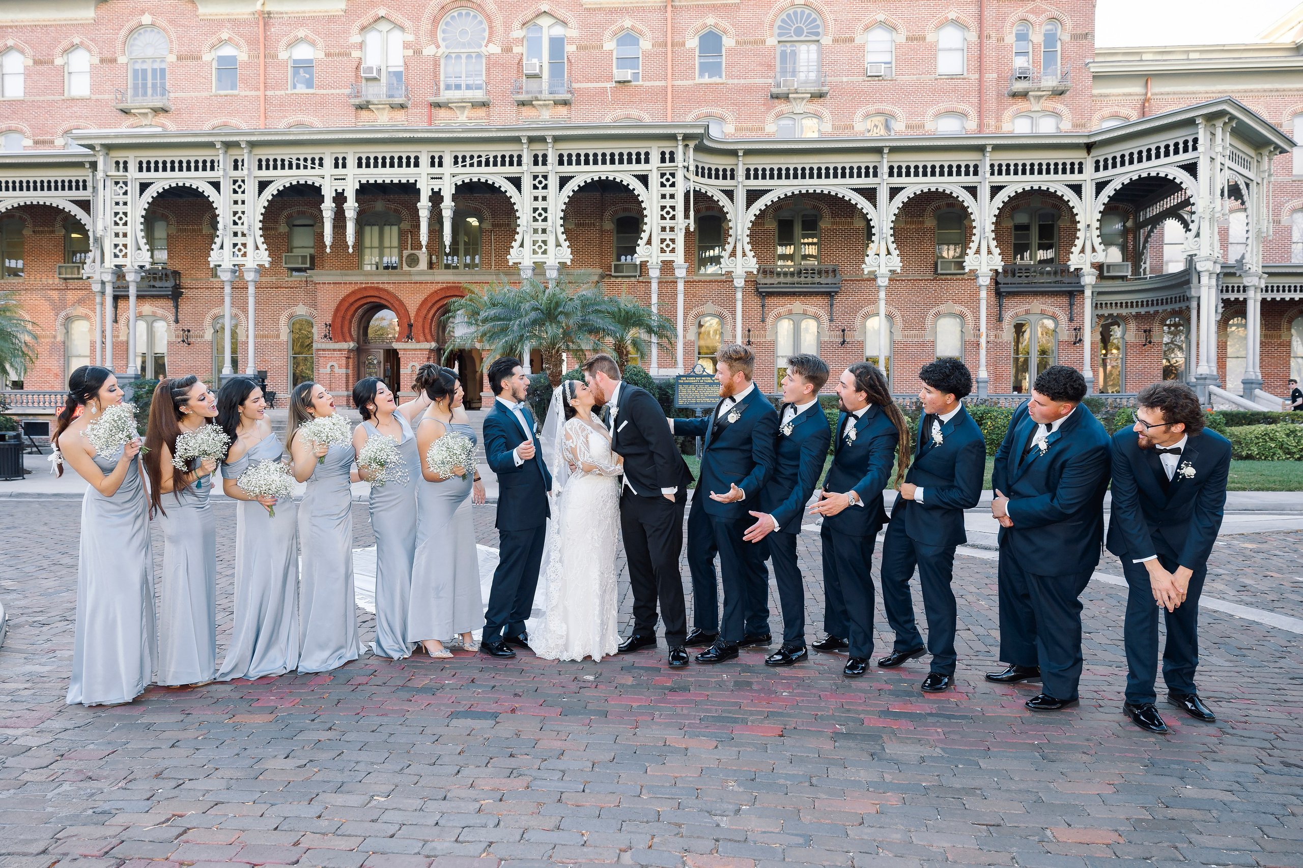 V&A. Wedding photographer in Florida