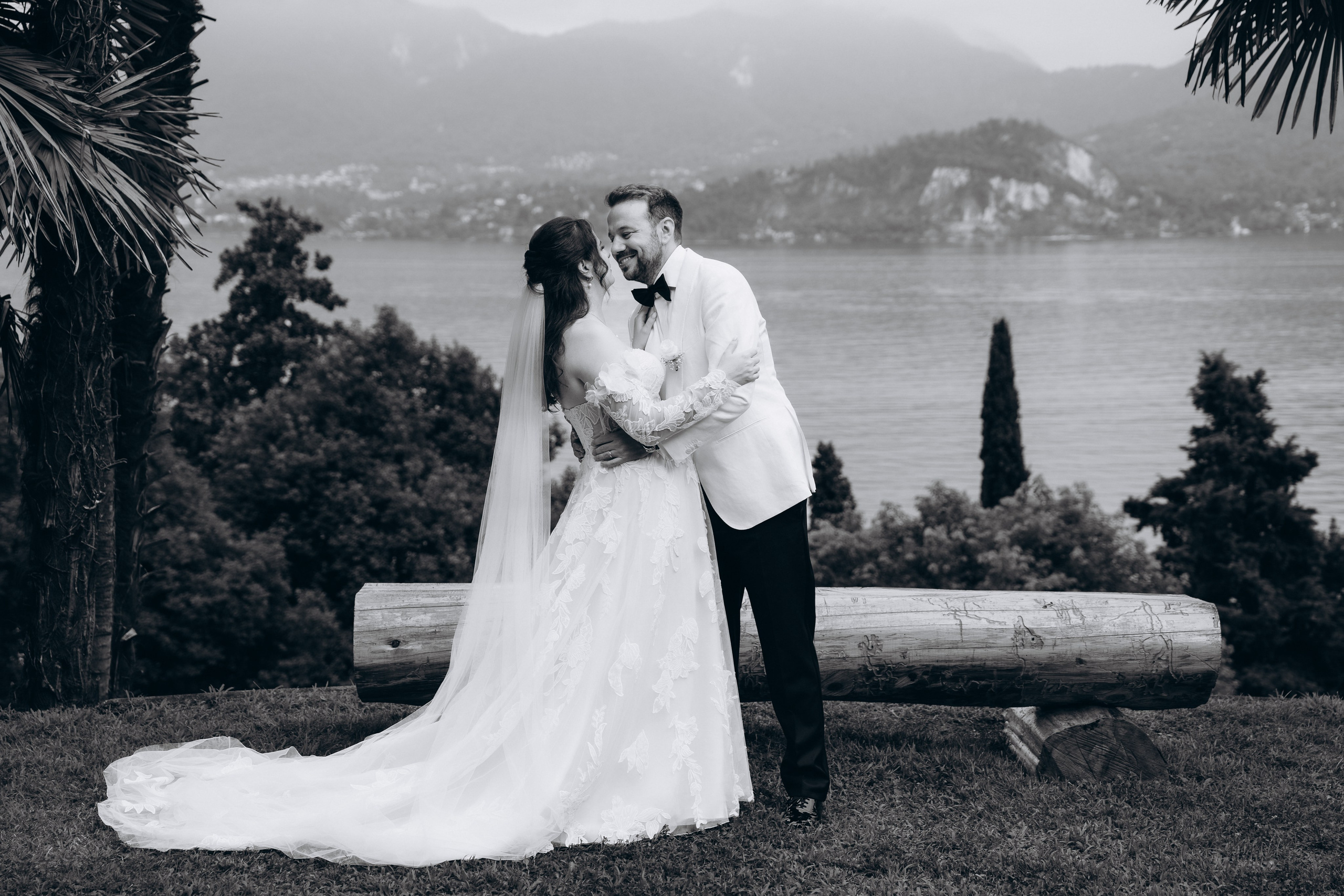 LAURA AND DOMENIK_LAKE MAGGIORE. PHOTOGRAPHER IN ITALY