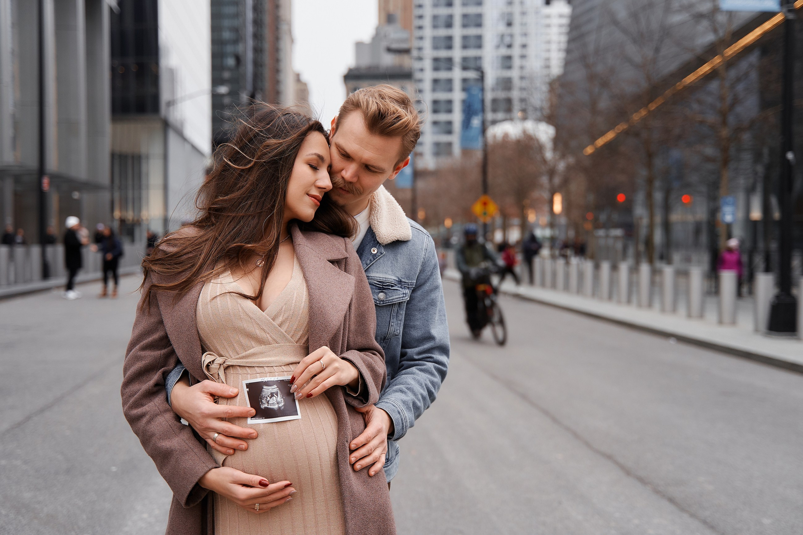 Maternity indoor and studio photoshoot. Professional Wedding and event photographer USA New York